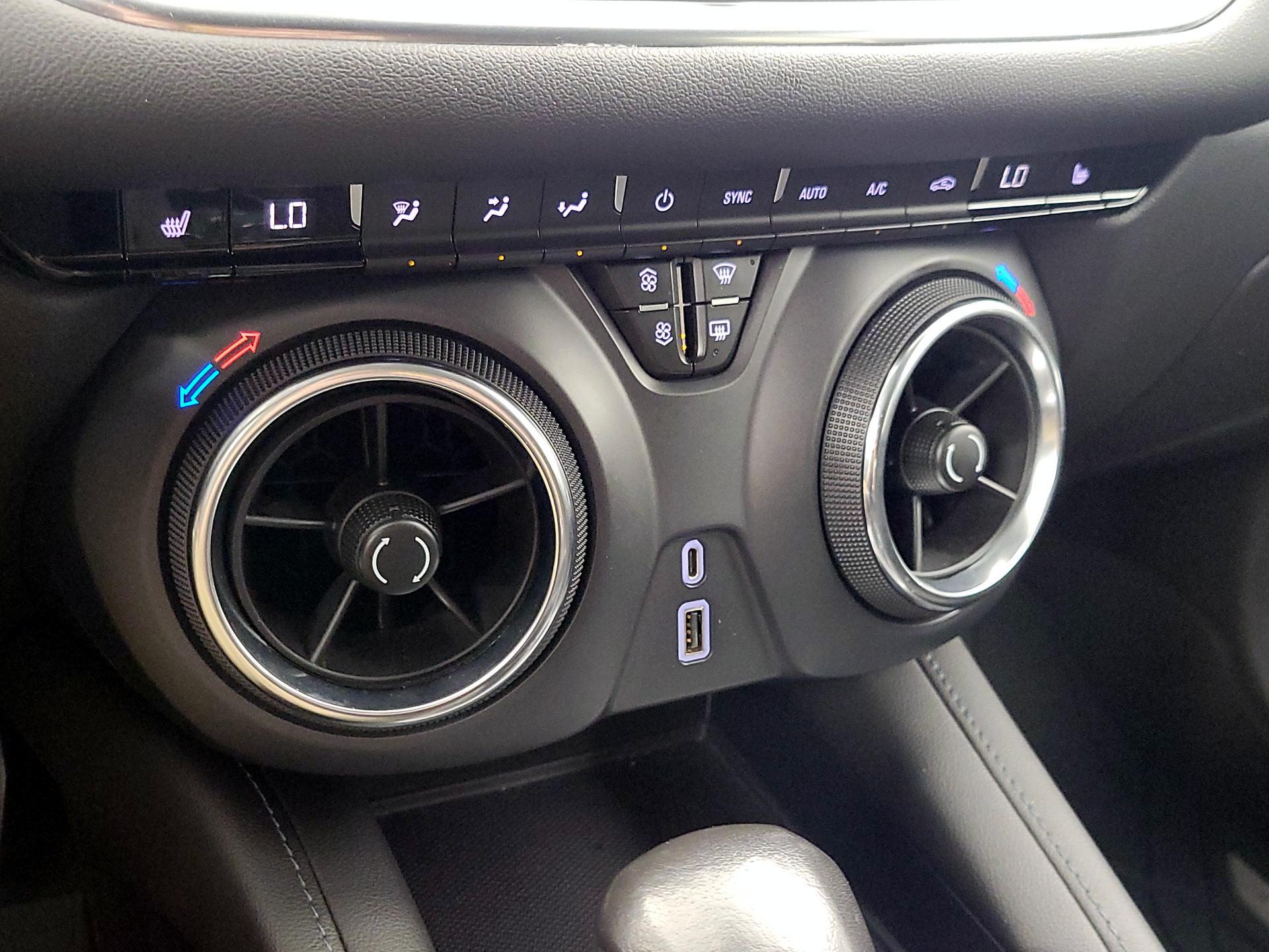 Thumbnail: 2020 Chevrolet Blazer - 16