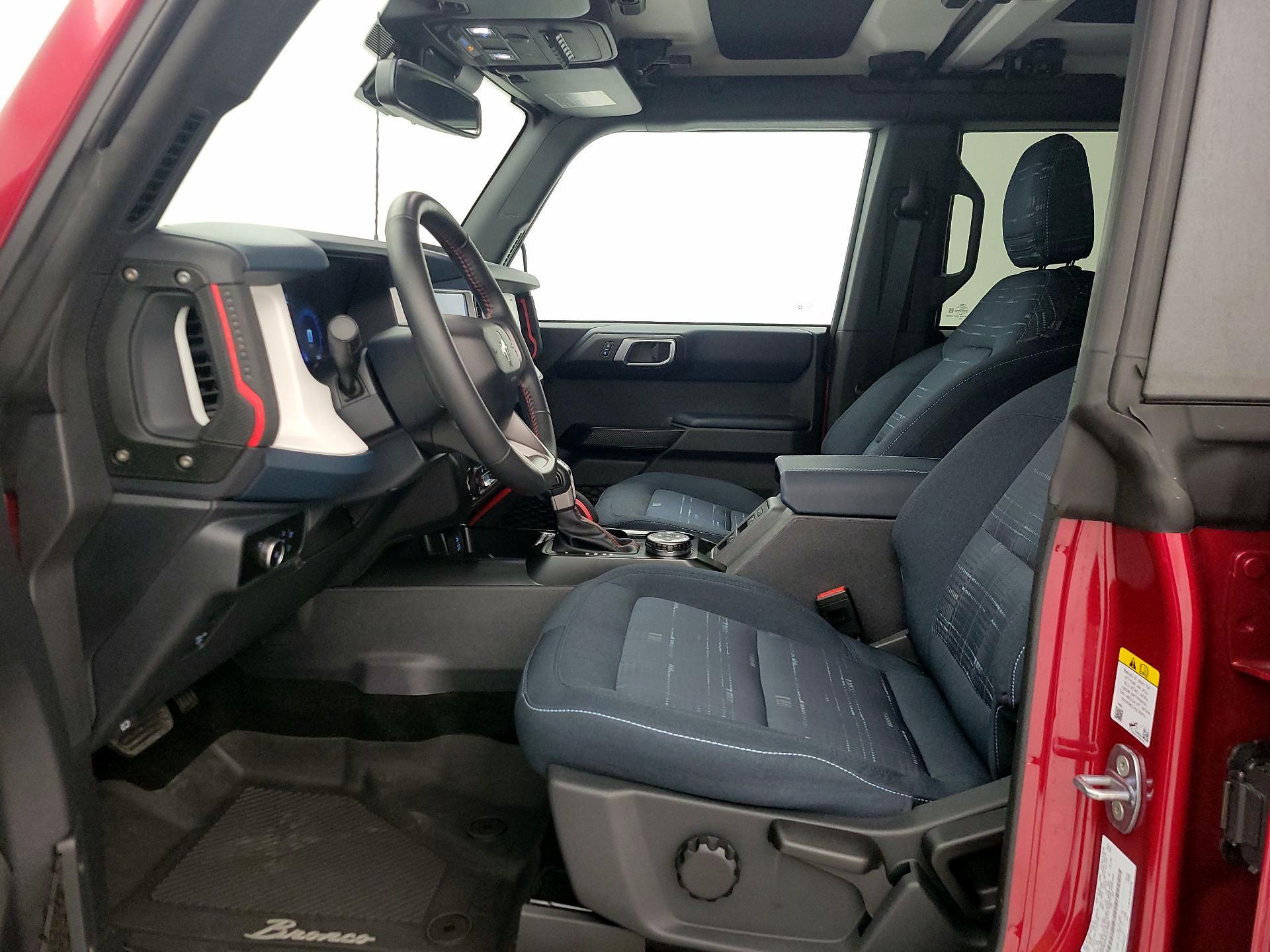 Thumbnail: 2025 Ford Bronco - 11