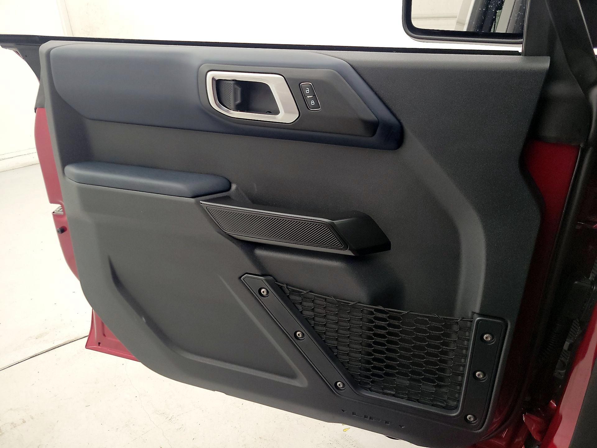 Thumbnail: 2025 Ford Bronco - 12