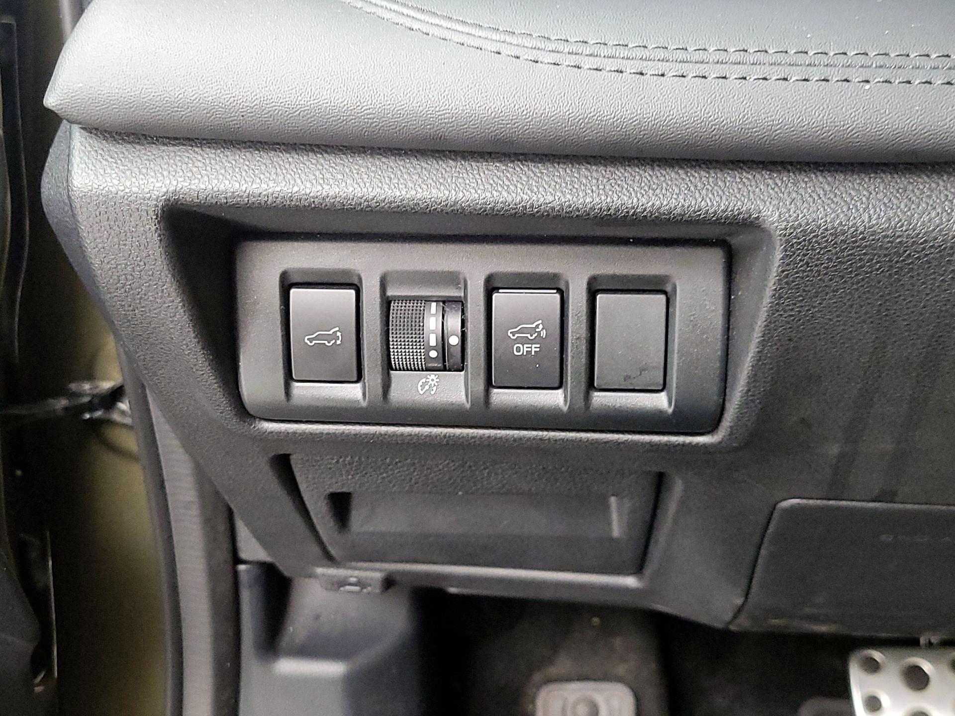 Thumbnail: 2022 Subaru Outback - 13