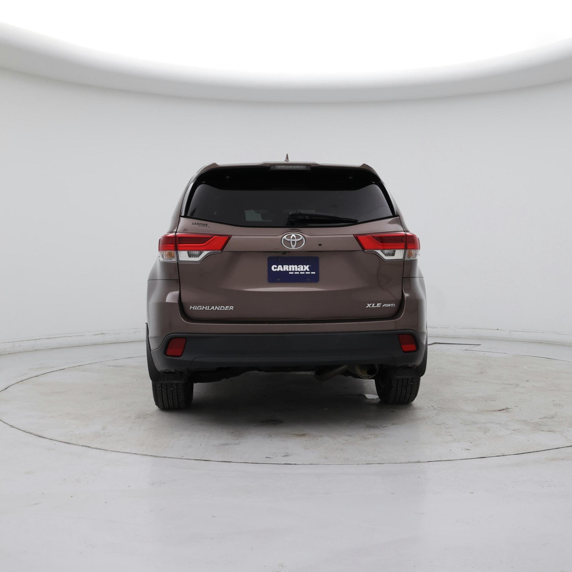 Thumbnail: 2017 Toyota Highlander - 6