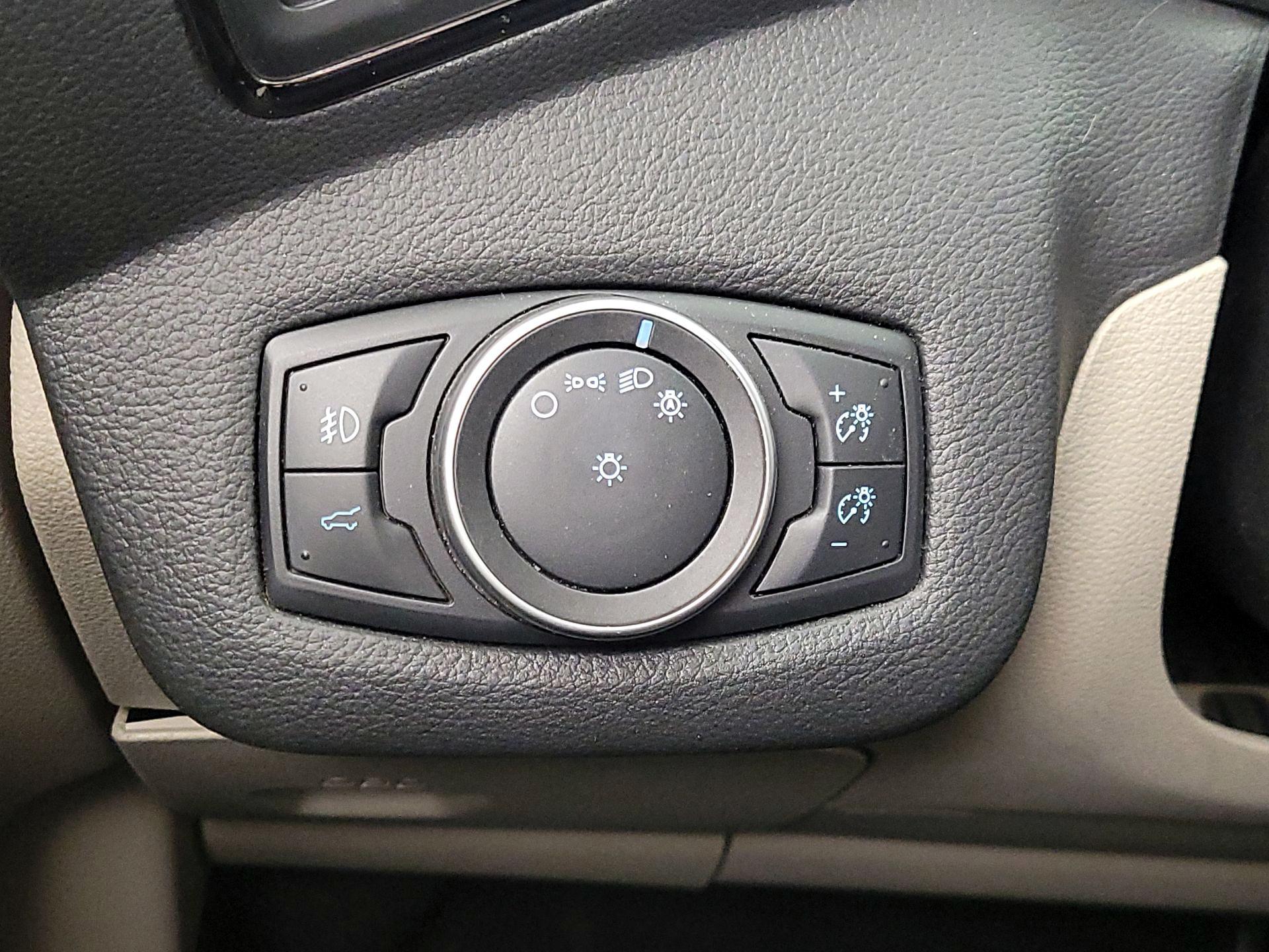 Thumbnail: 2018 Ford Escape - 13