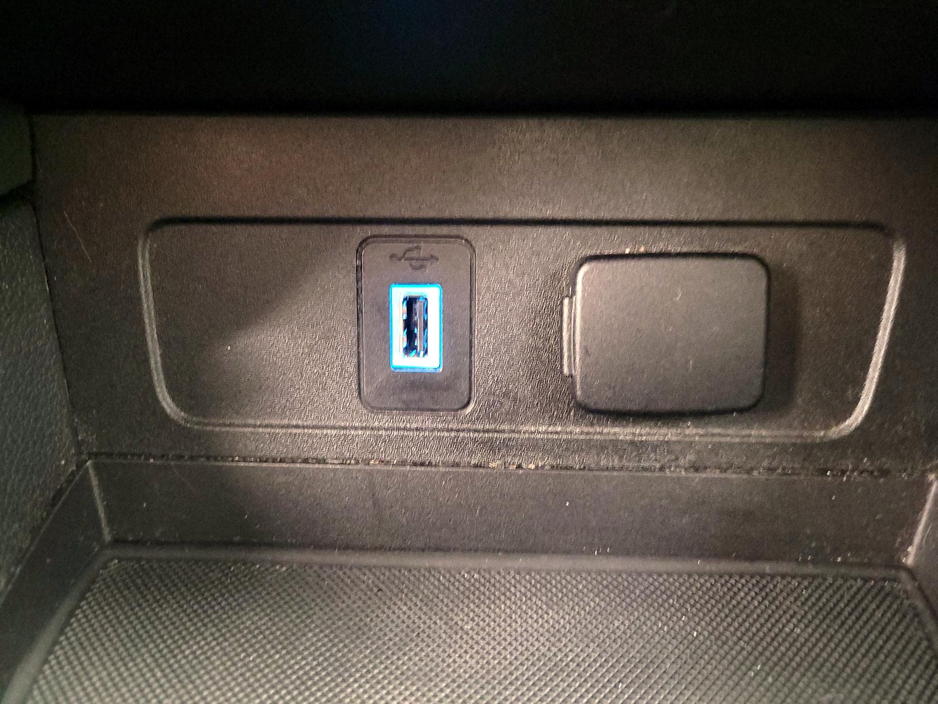 Thumbnail: 2018 Ford Escape - 18