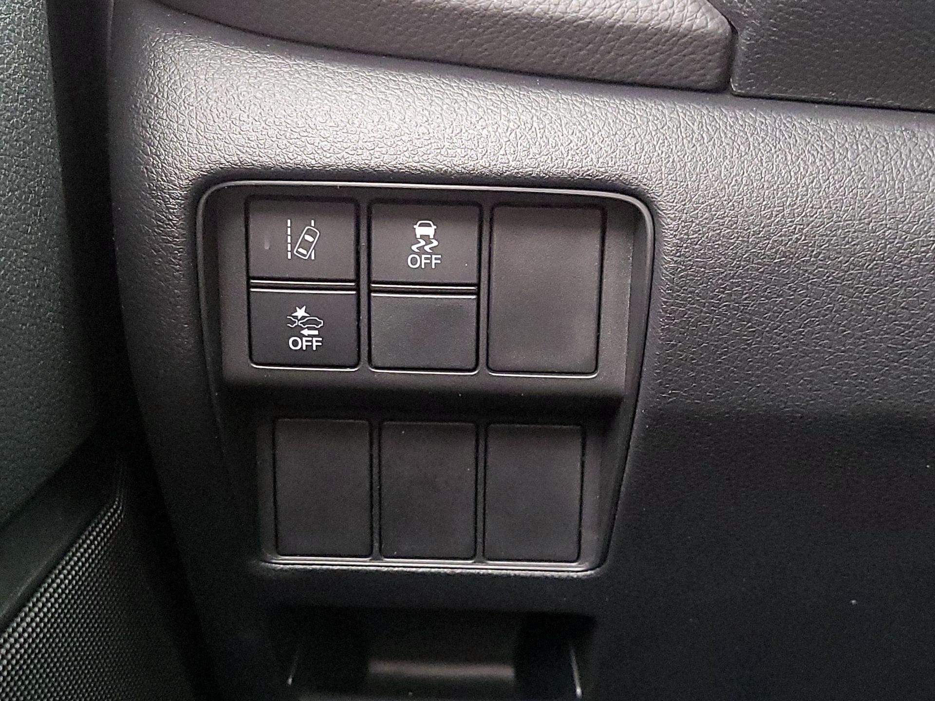 Thumbnail: 2020 Honda CR-V - 13