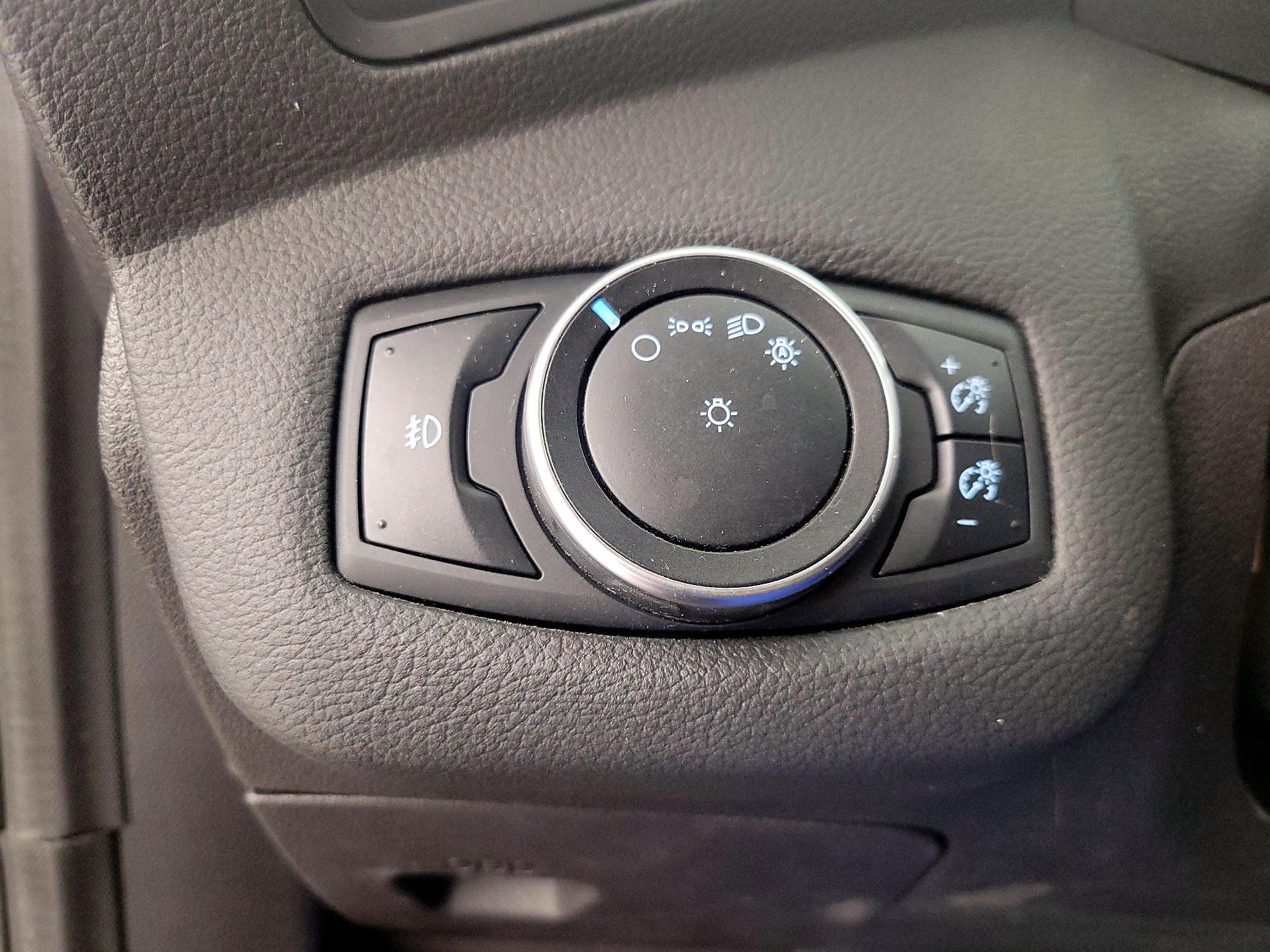 Thumbnail: 2016 Ford Escape - 13