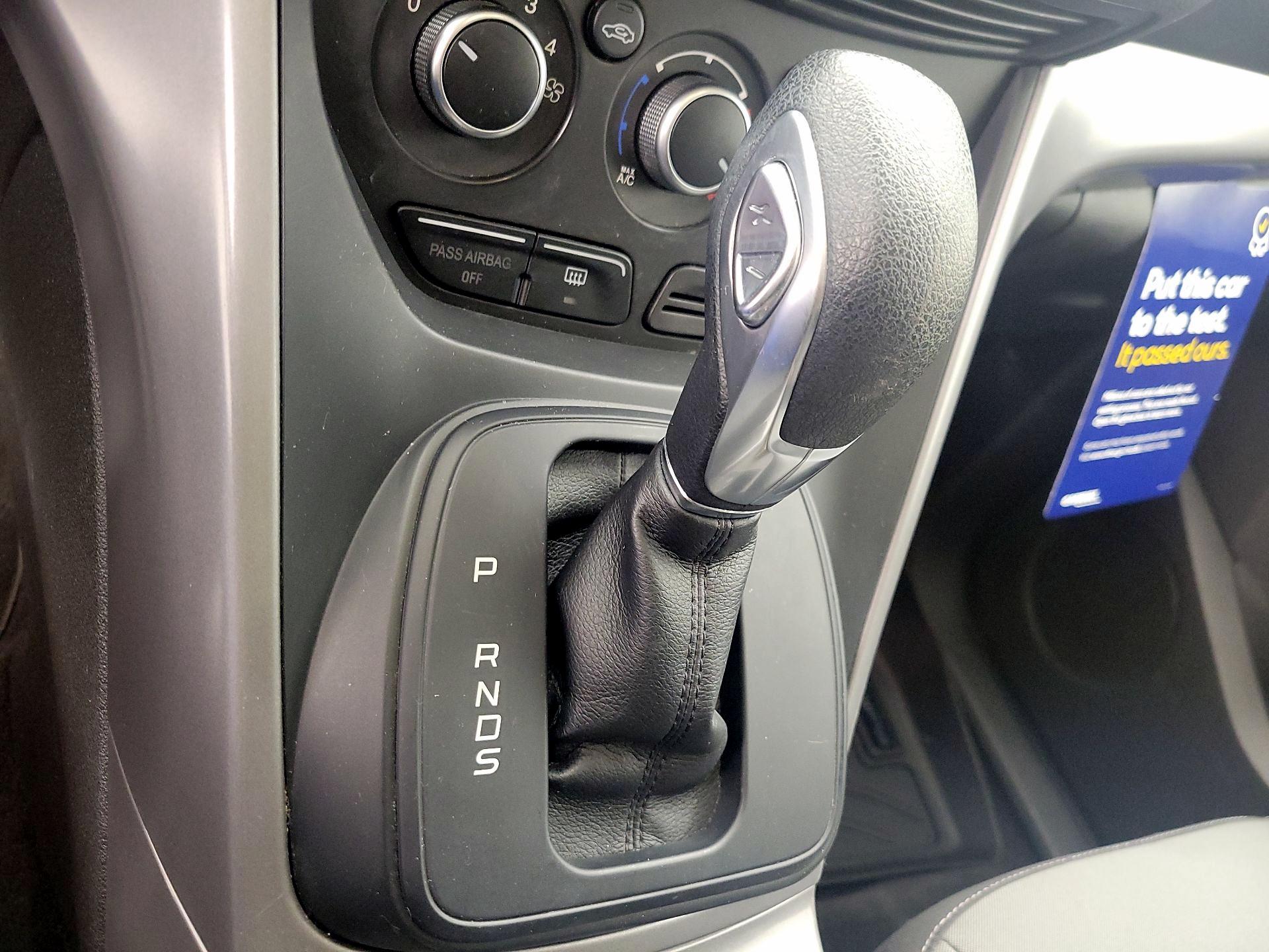 Thumbnail: 2016 Ford Escape - 17