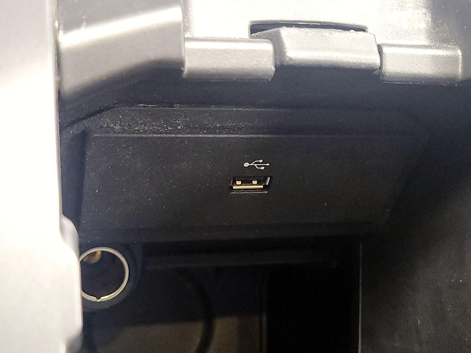 Thumbnail: 2016 Ford Escape - 18