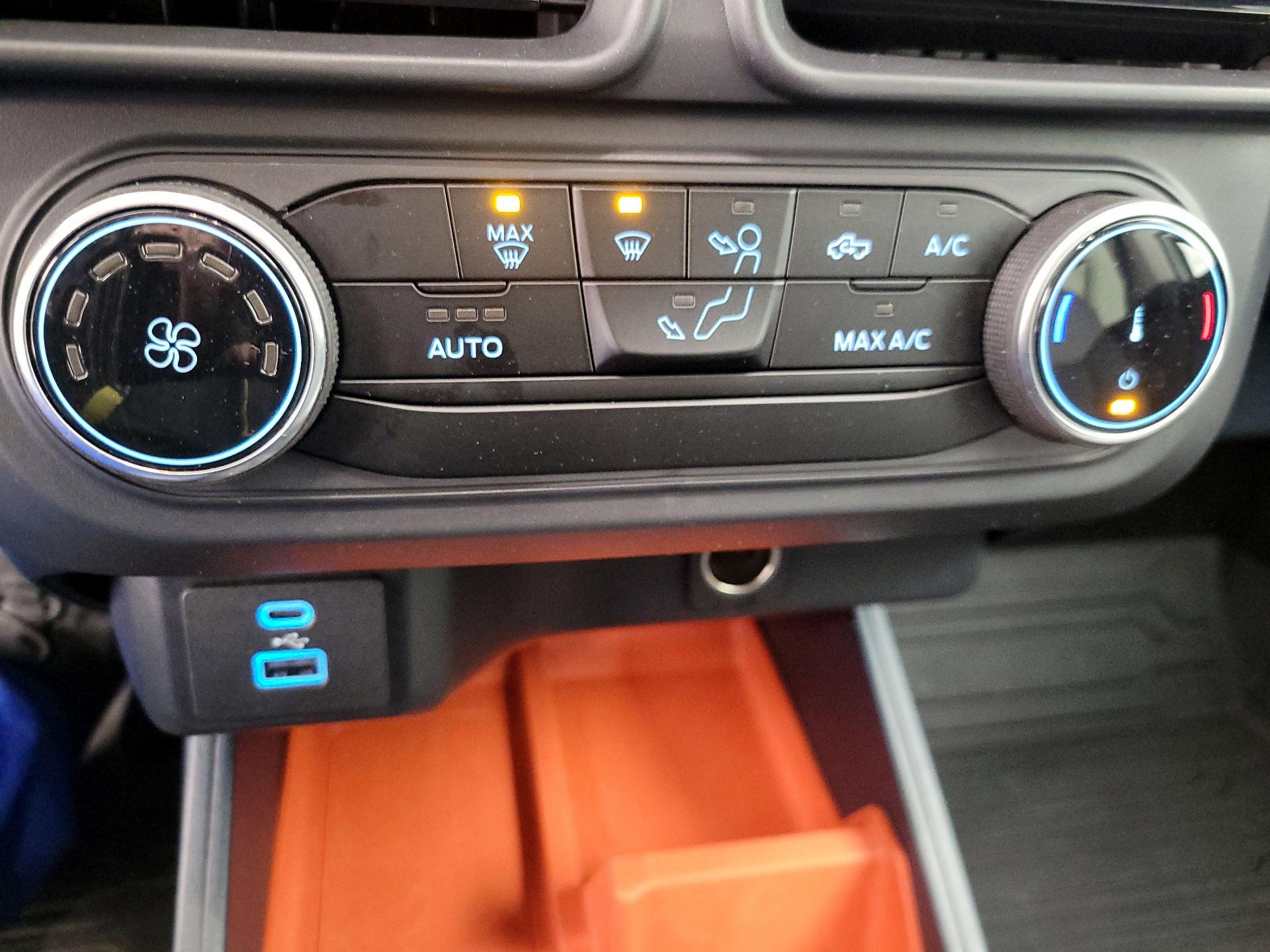 Thumbnail: 2022 Ford Maverick - 16