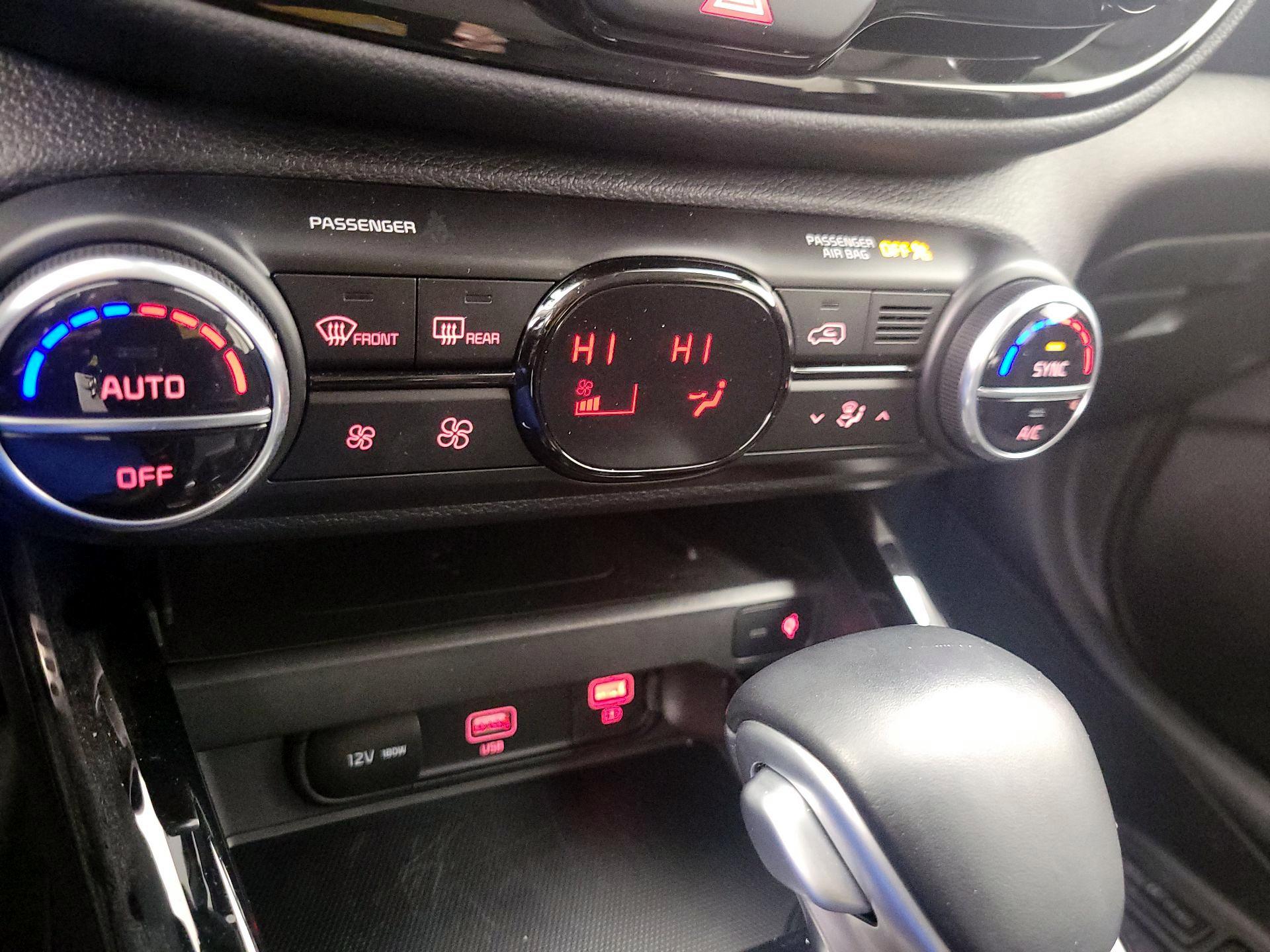 Thumbnail: 2020 Kia Soul - 17