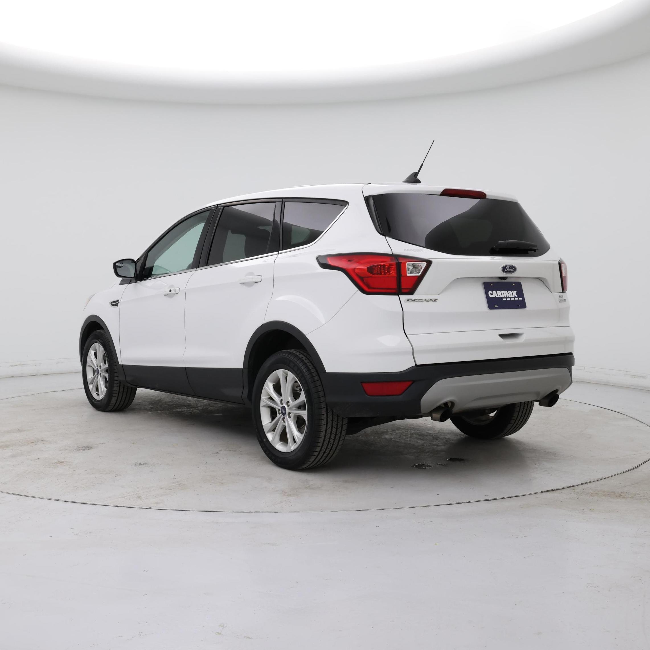 Thumbnail: 2019 Ford Escape - 2