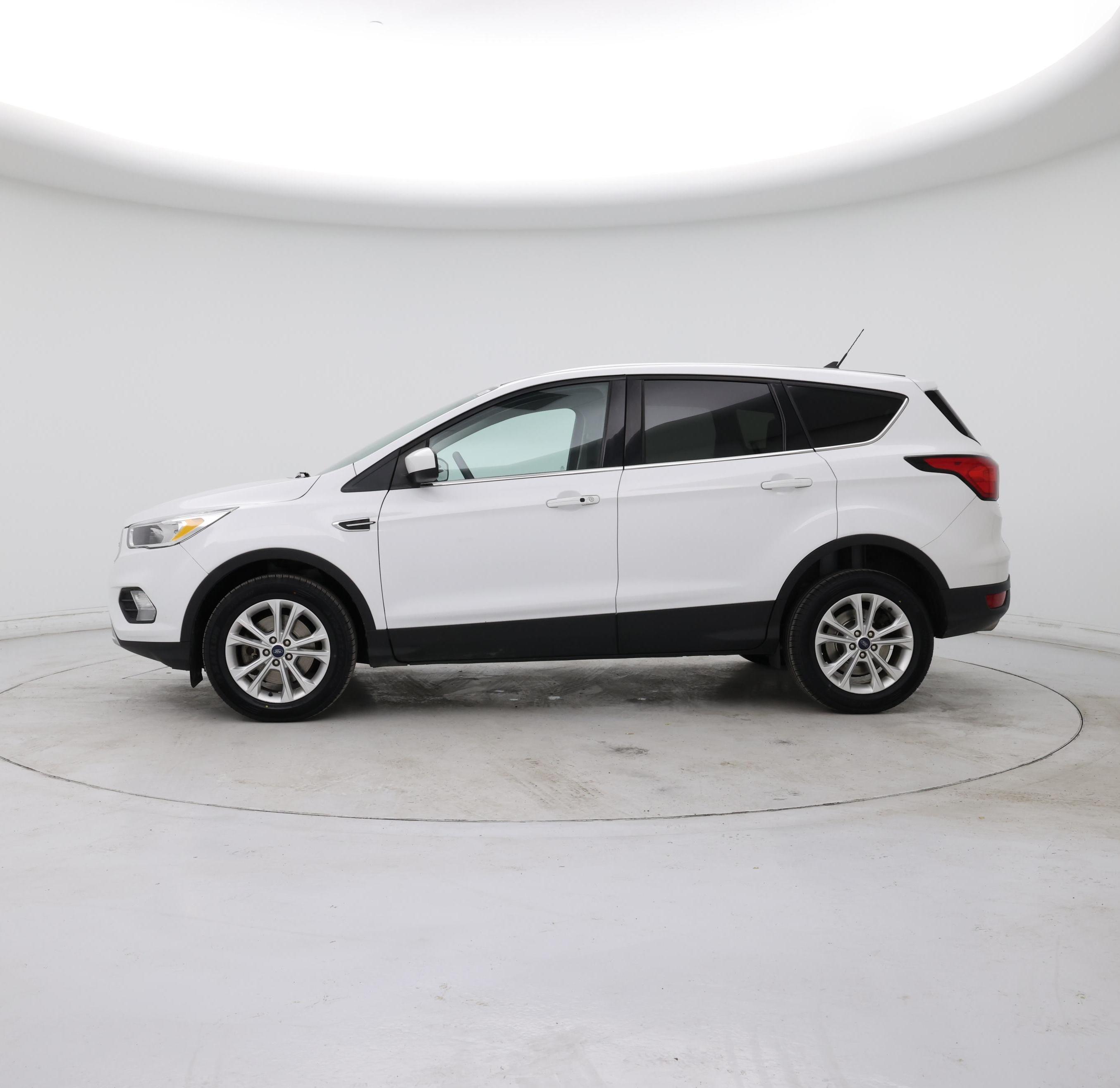 Thumbnail: 2019 Ford Escape - 3