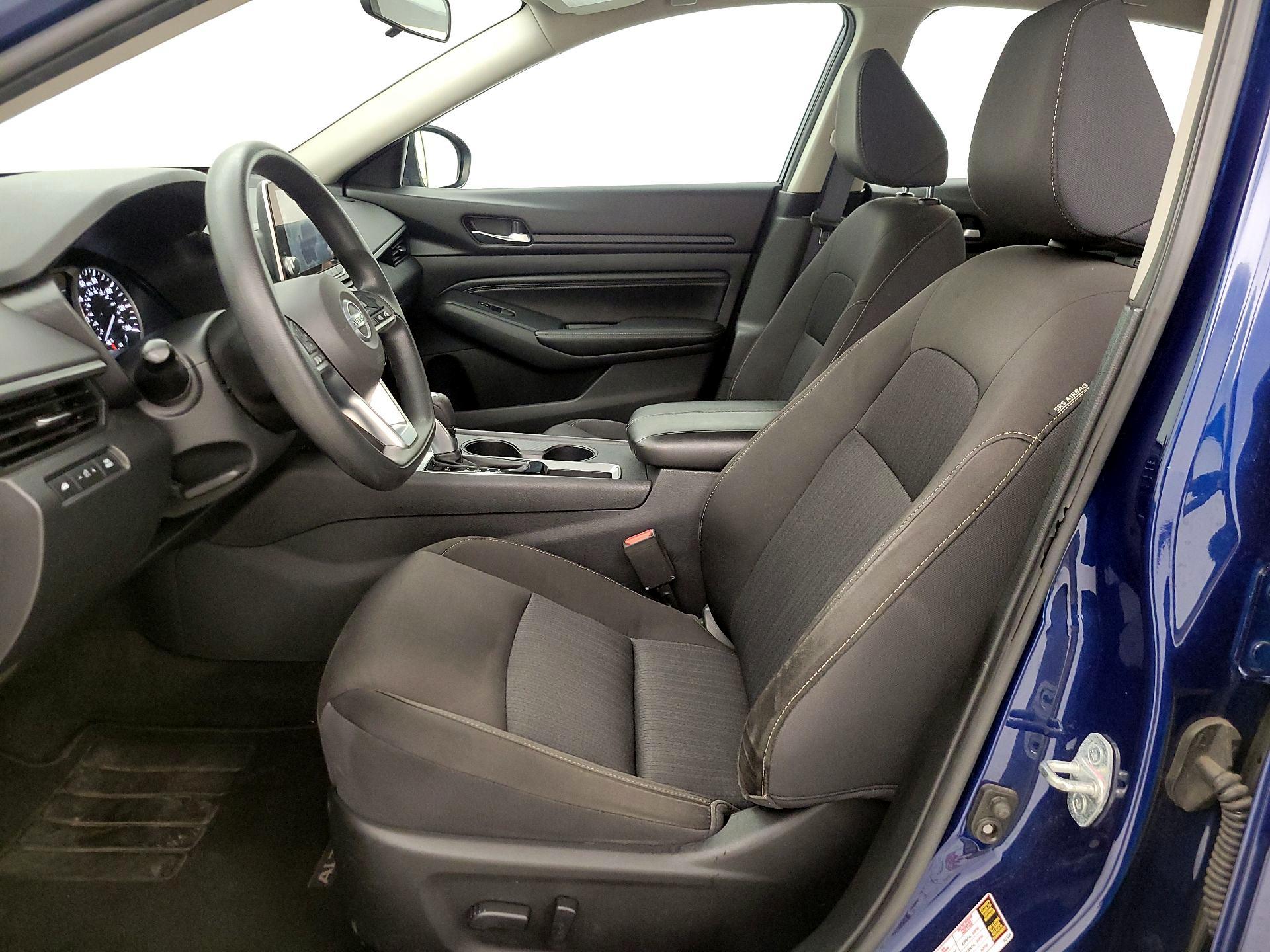 Thumbnail: 2020 Nissan Altima - 11