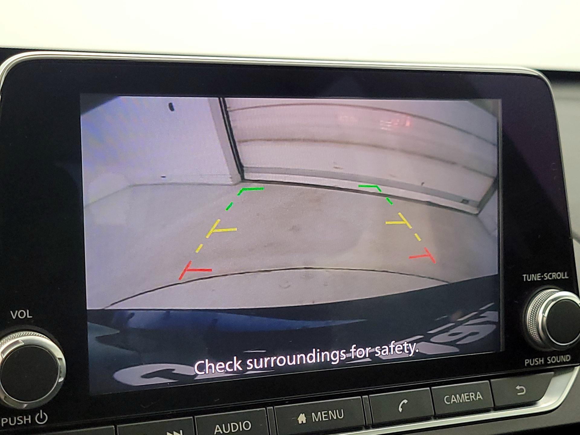 Thumbnail: 2020 Nissan Altima - 14