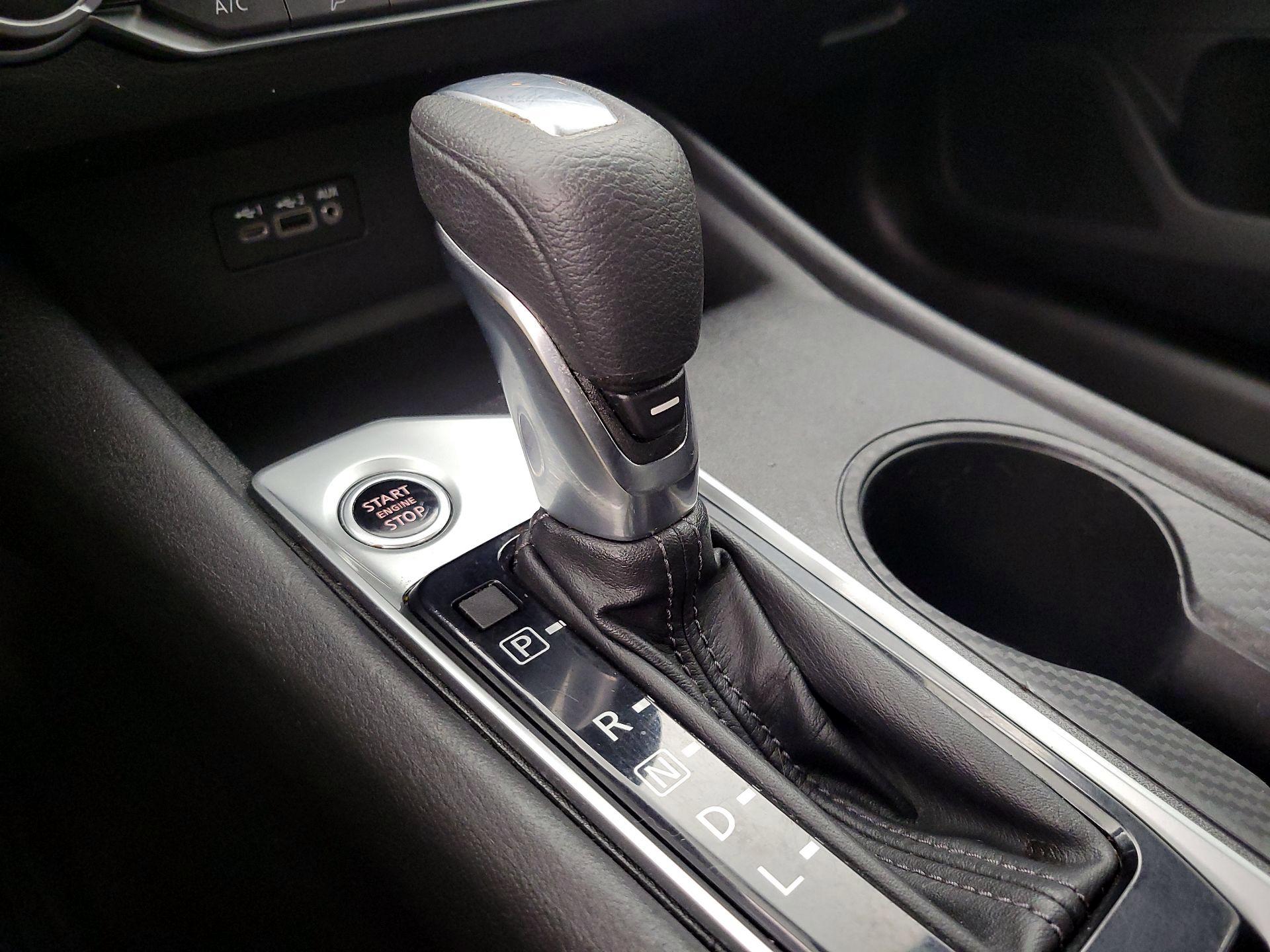 Thumbnail: 2020 Nissan Altima - 17