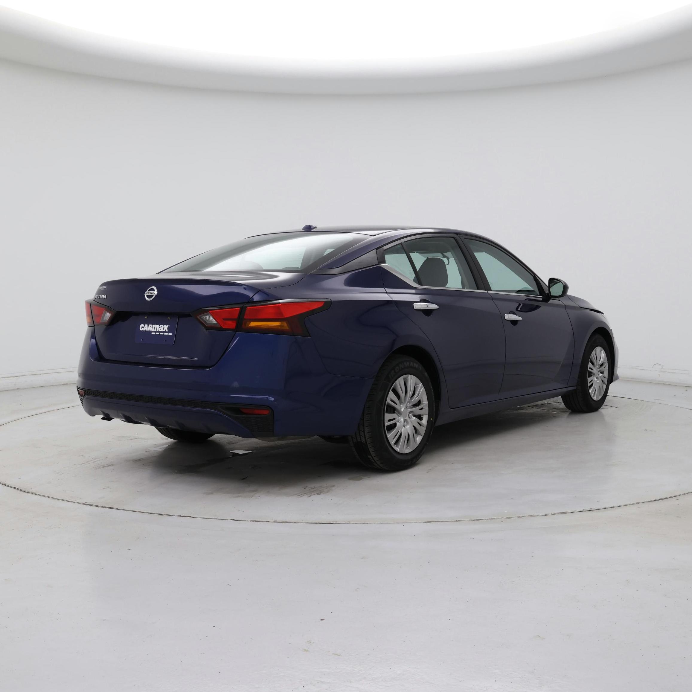 Thumbnail: 2020 Nissan Altima - 8