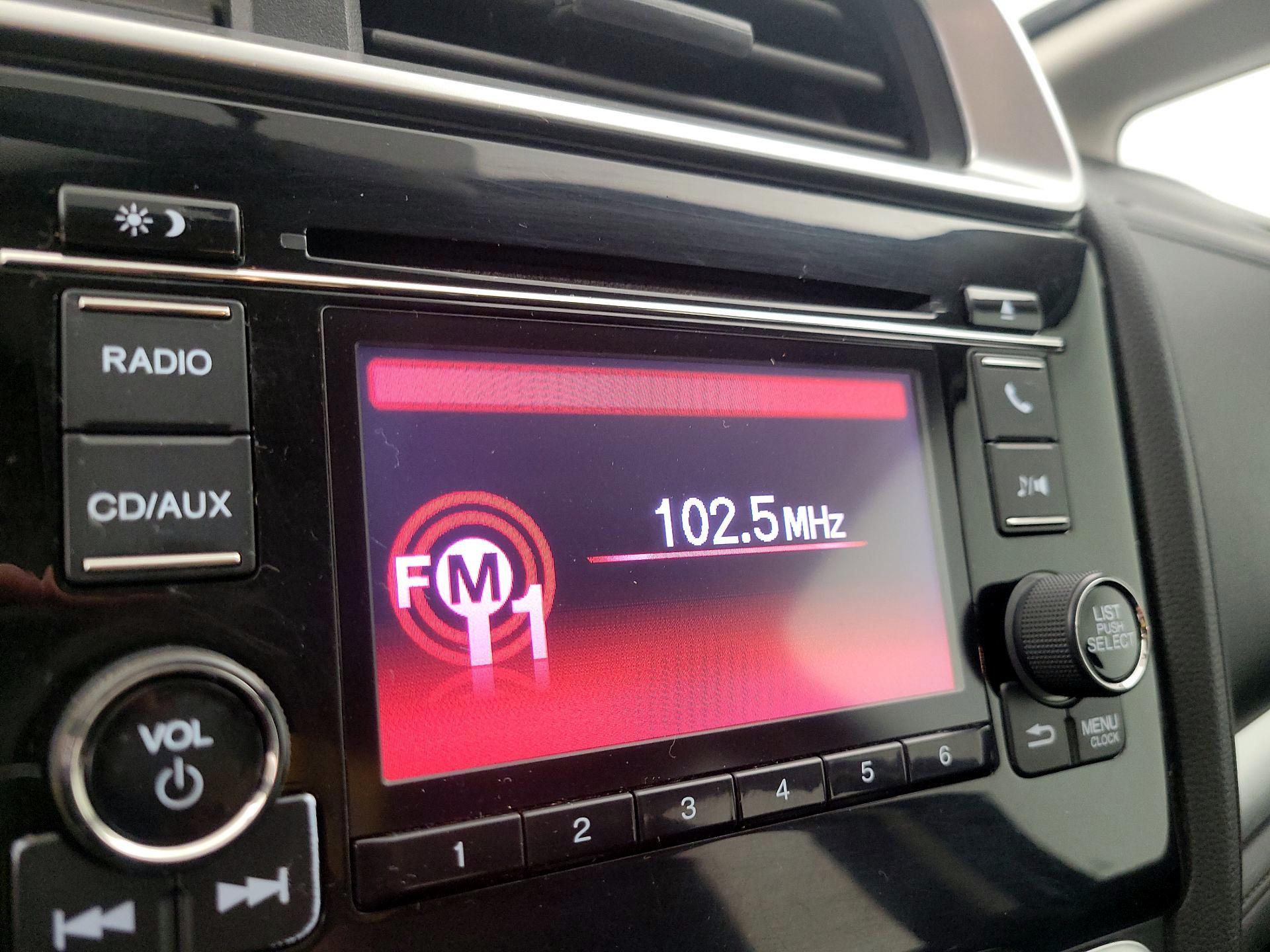 Thumbnail: 2015 Honda Fit - 15