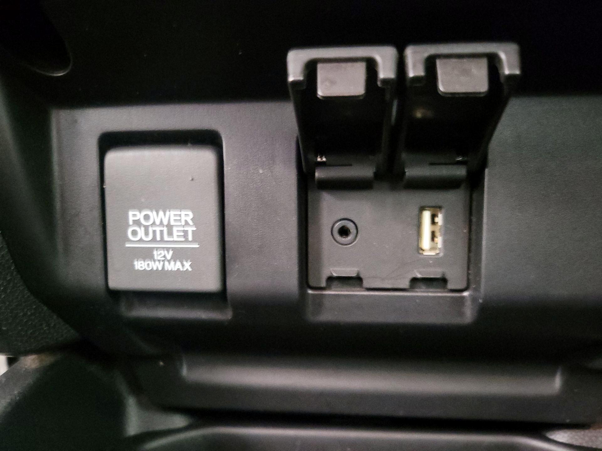 Thumbnail: 2015 Honda Fit - 18