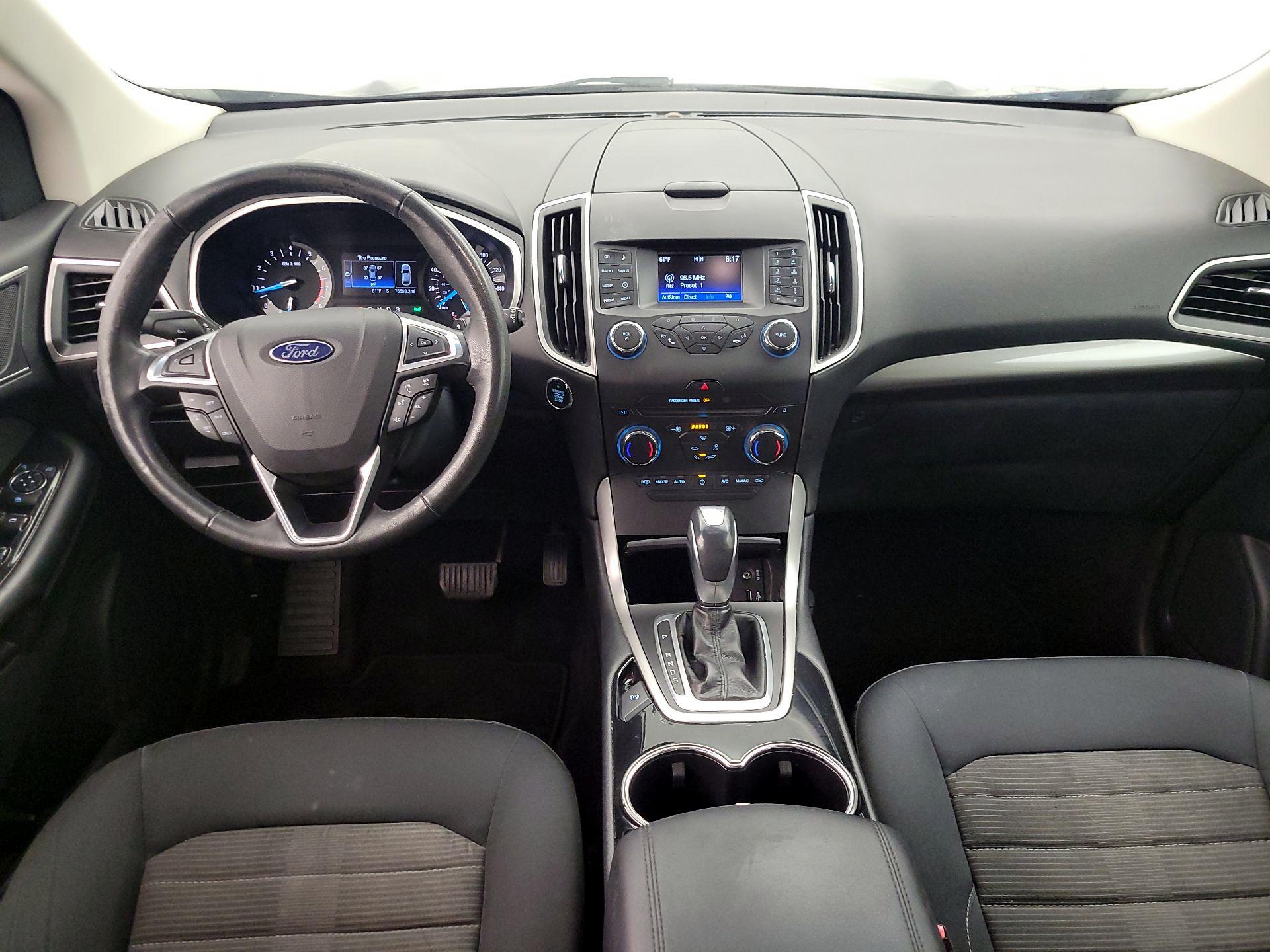 Thumbnail: 2015 Ford Edge - 9