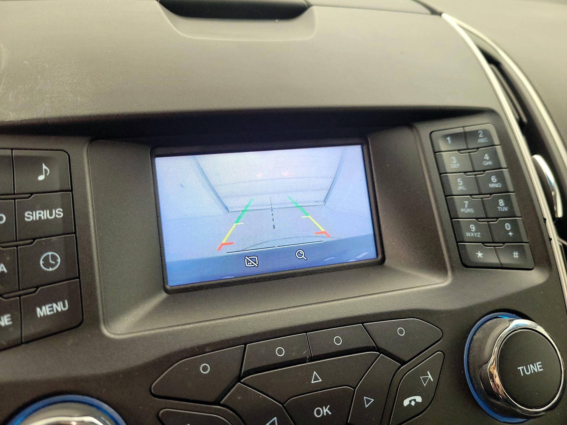 Thumbnail: 2015 Ford Edge - 14