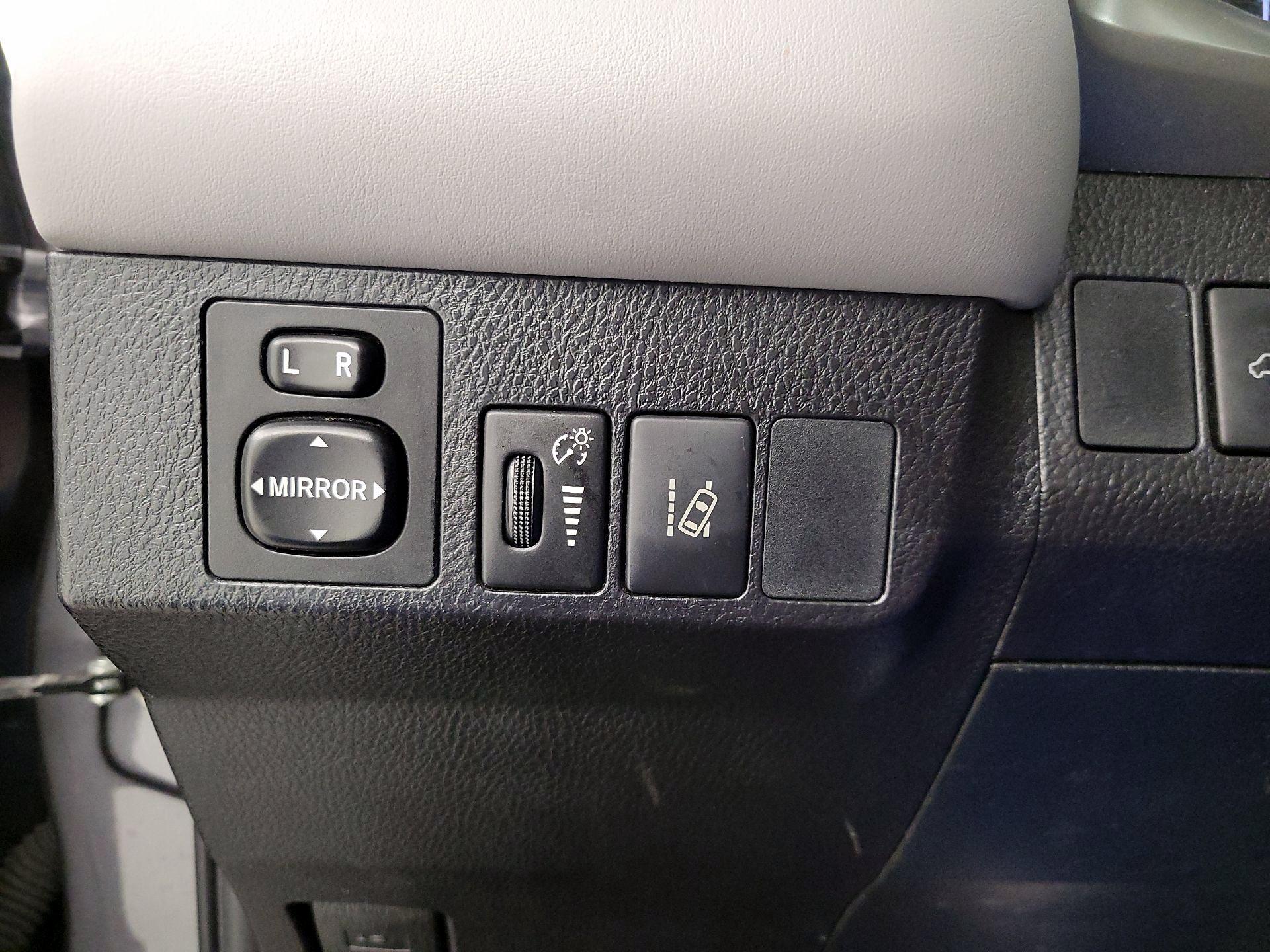 Thumbnail: 2017 Toyota RAV4 - 13