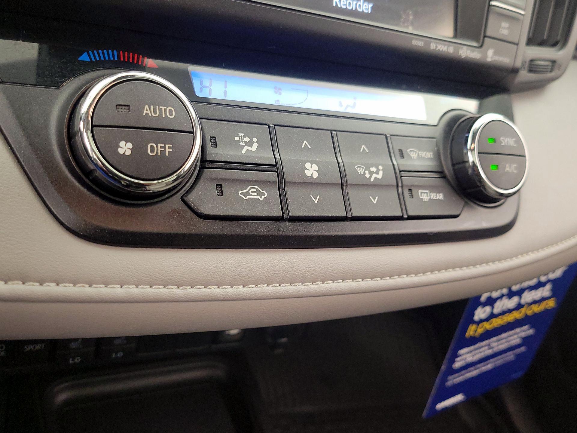 Thumbnail: 2017 Toyota RAV4 - 17