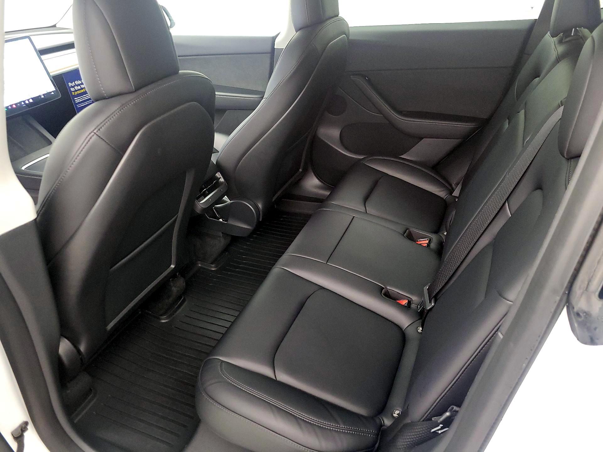 Thumbnail: 2022 Tesla Model Y - 19