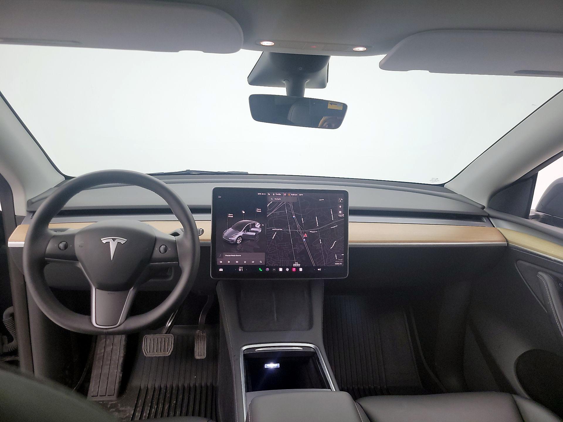 Thumbnail: 2023 Tesla Model Y - 9