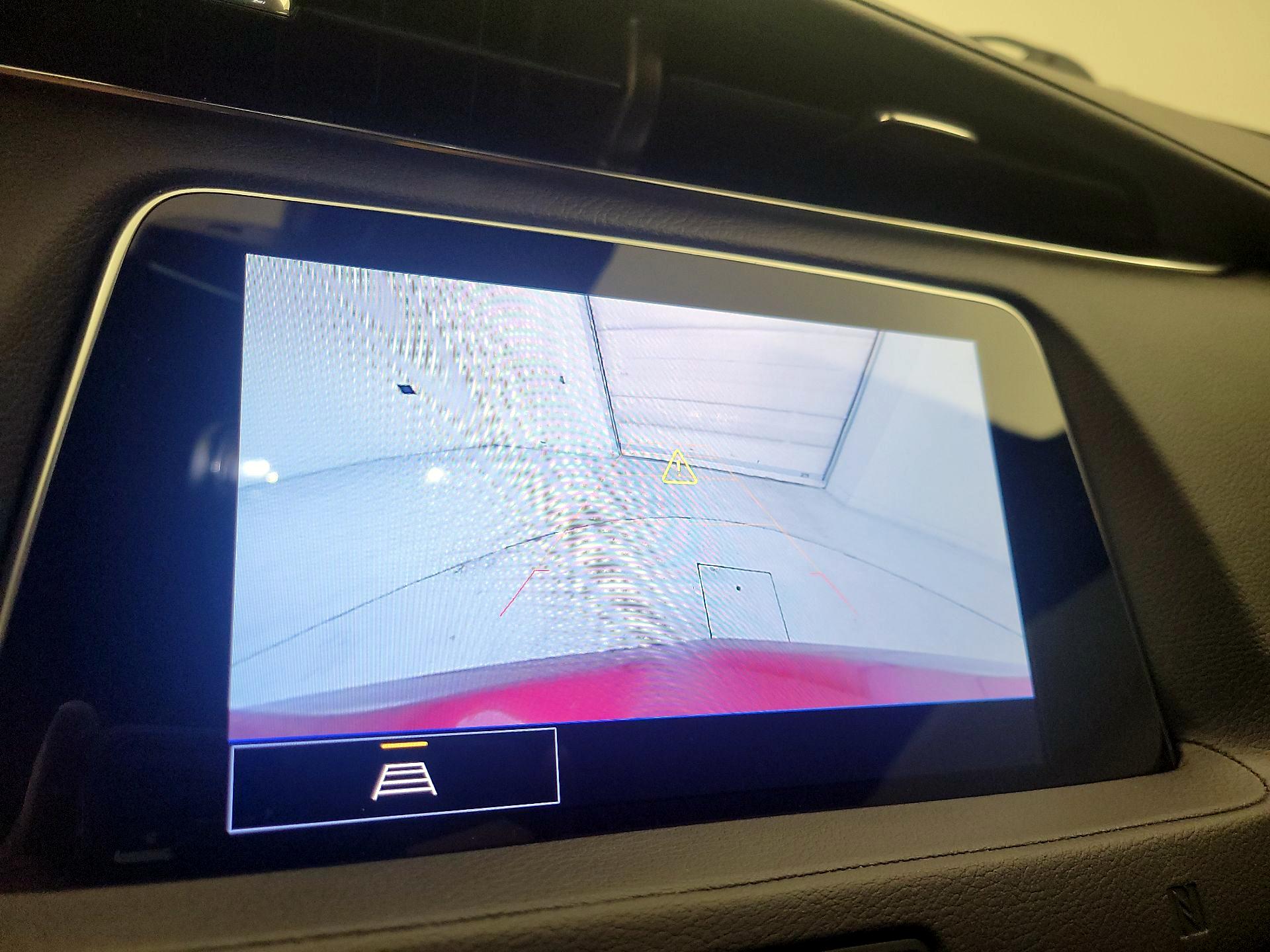 Thumbnail: 2021 Cadillac XT4 - 15