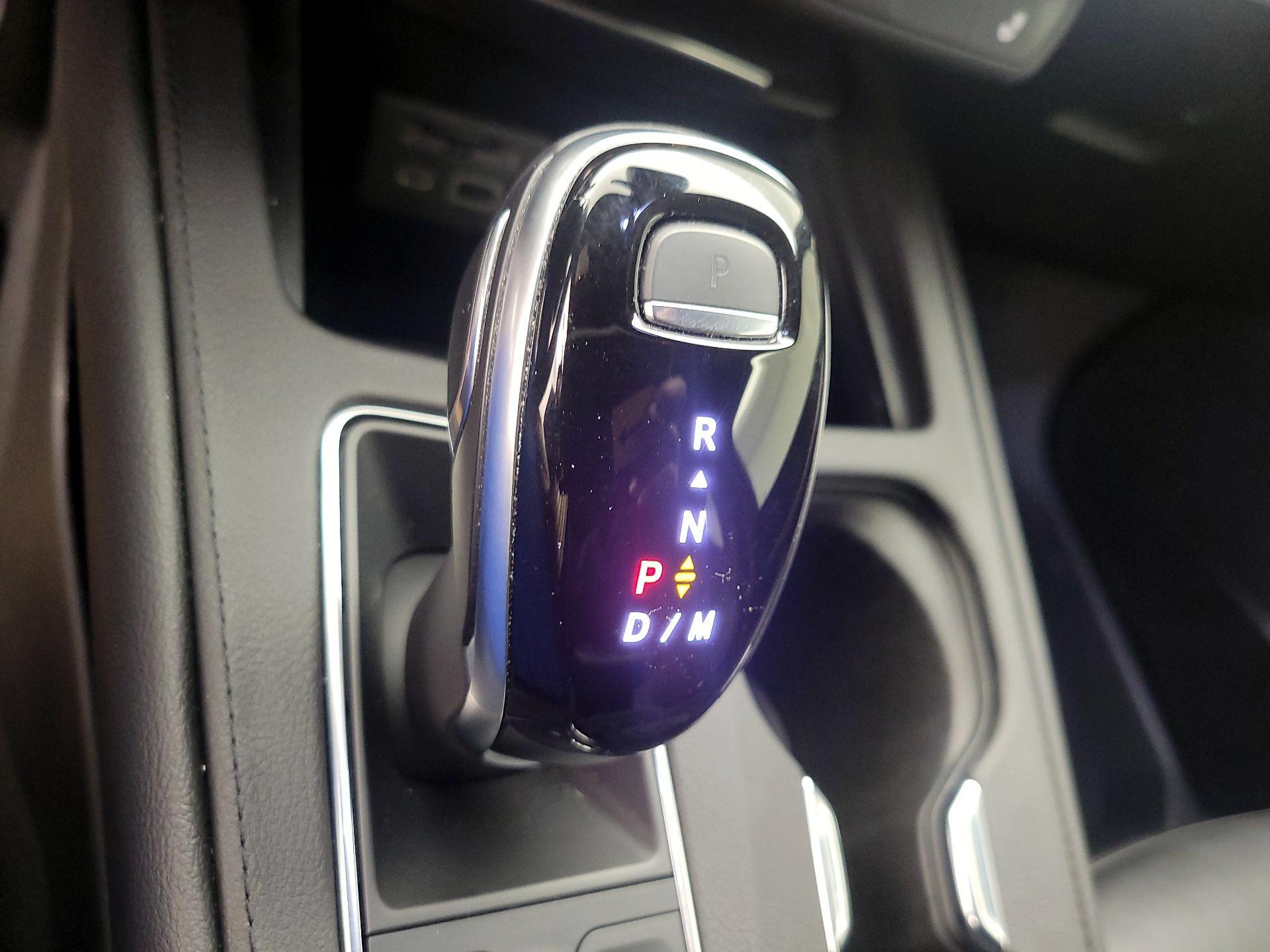 Thumbnail: 2021 Cadillac XT4 - 18