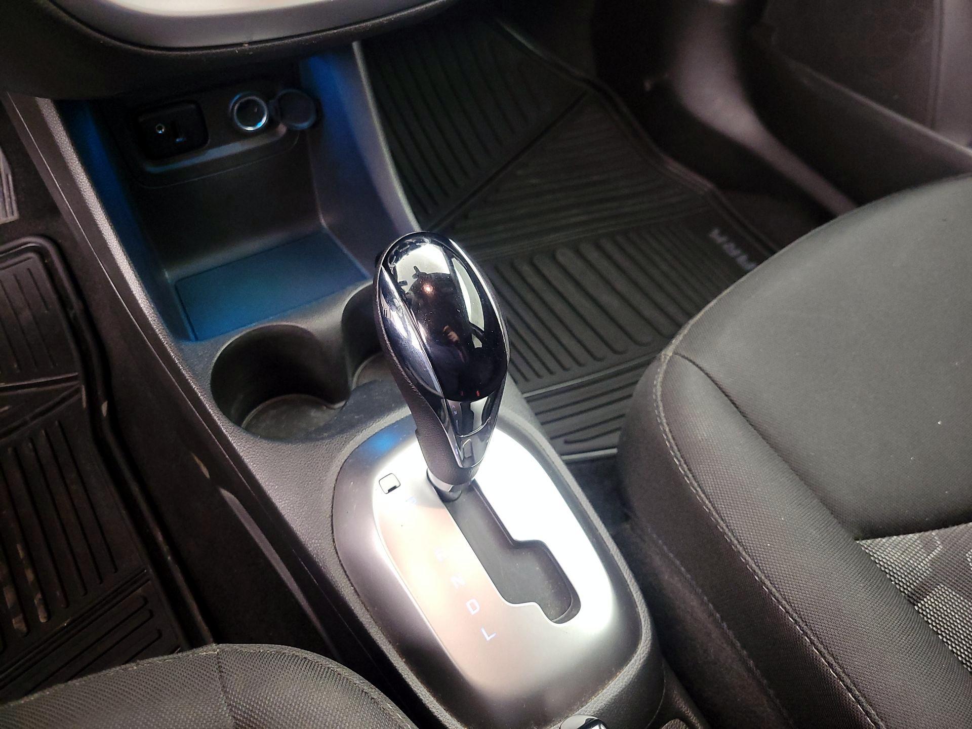 Thumbnail: 2017 Chevrolet Spark - 17