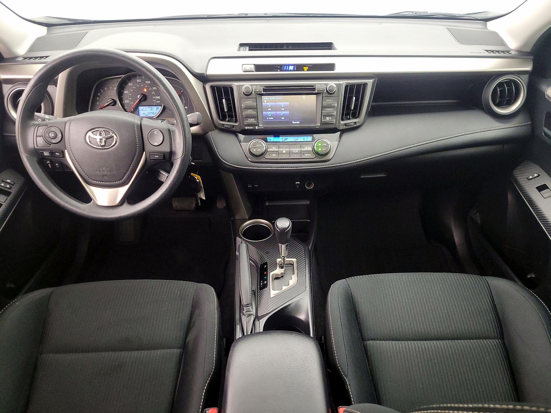 Thumbnail: 2014 Toyota RAV4 - 9