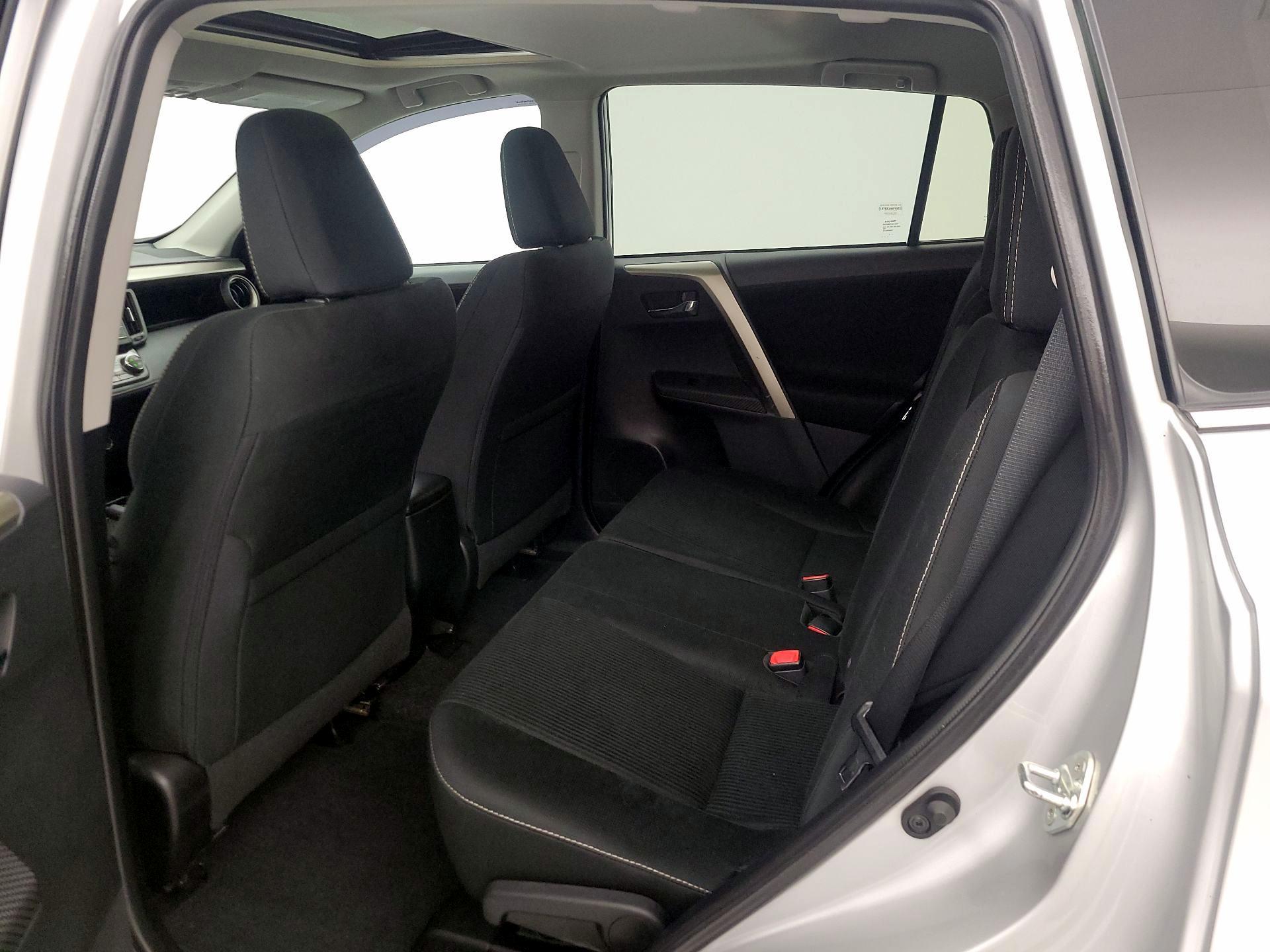 Thumbnail: 2014 Toyota RAV4 - 20