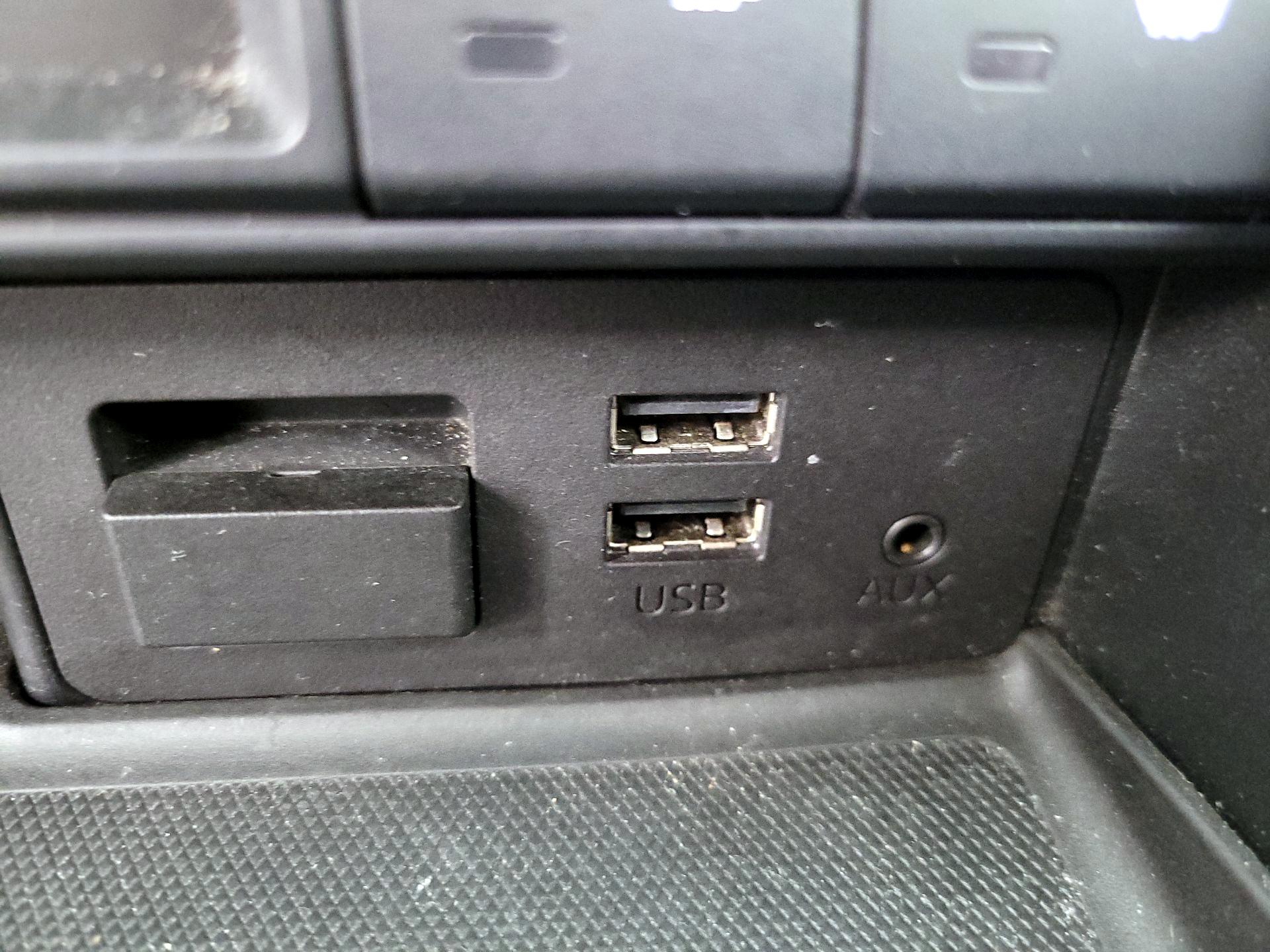 Thumbnail: 2018 Mazda MX-5 Miata - 17