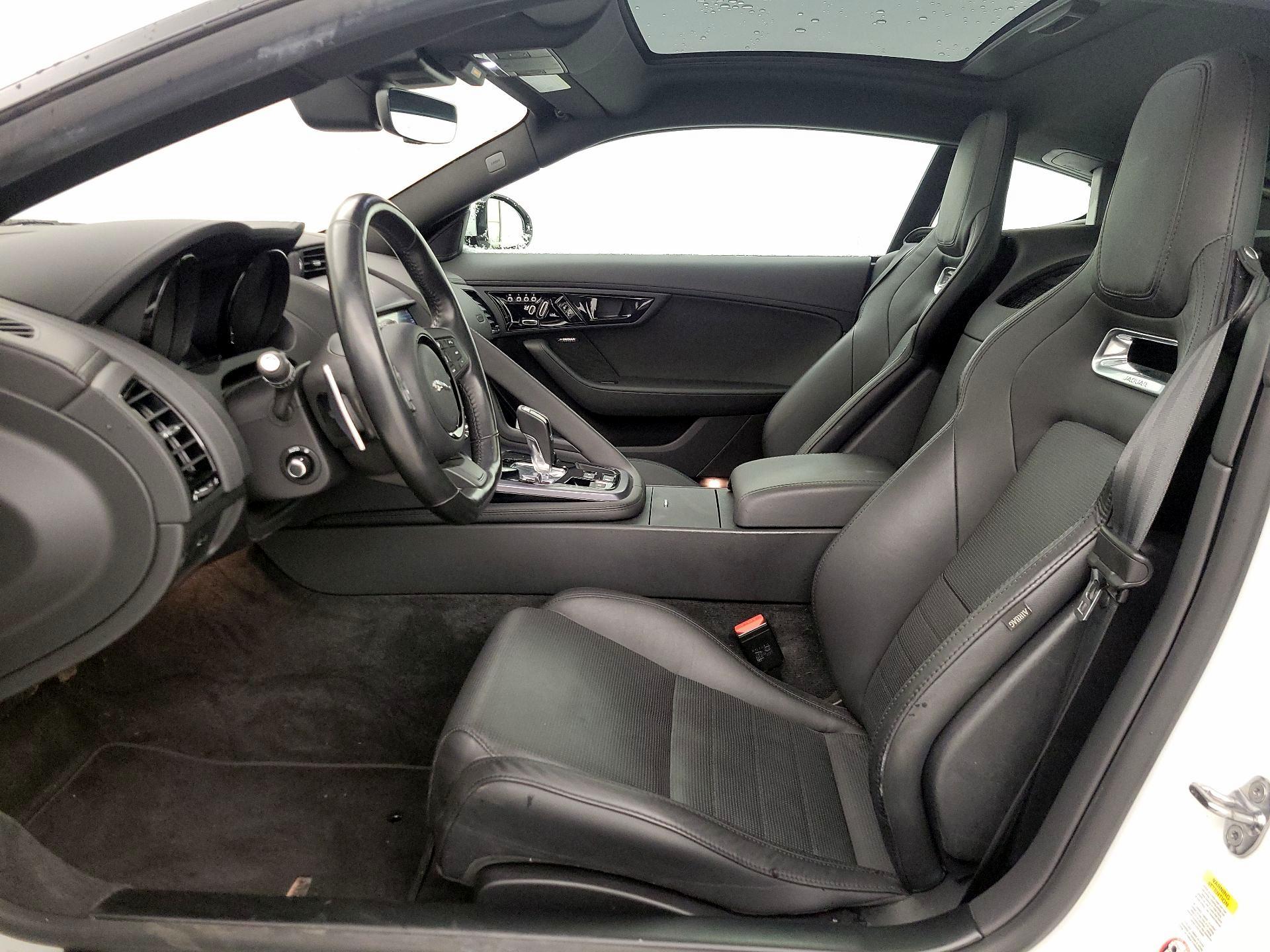 Thumbnail: 2020 Jaguar F-Type - 11