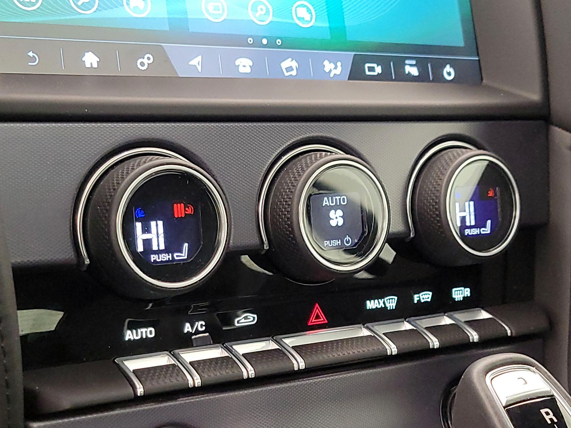 Thumbnail: 2020 Jaguar F-Type - 17