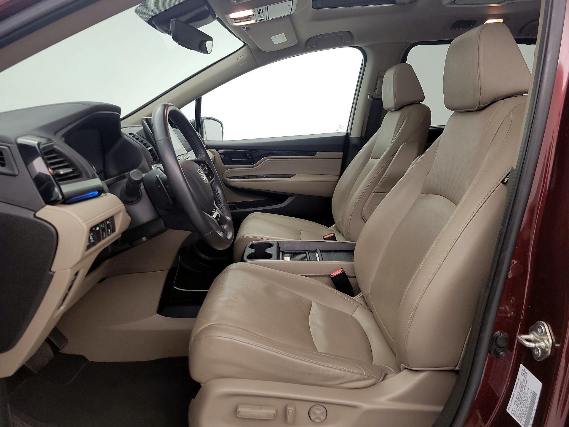 Thumbnail: 2019 Honda Odyssey - 11