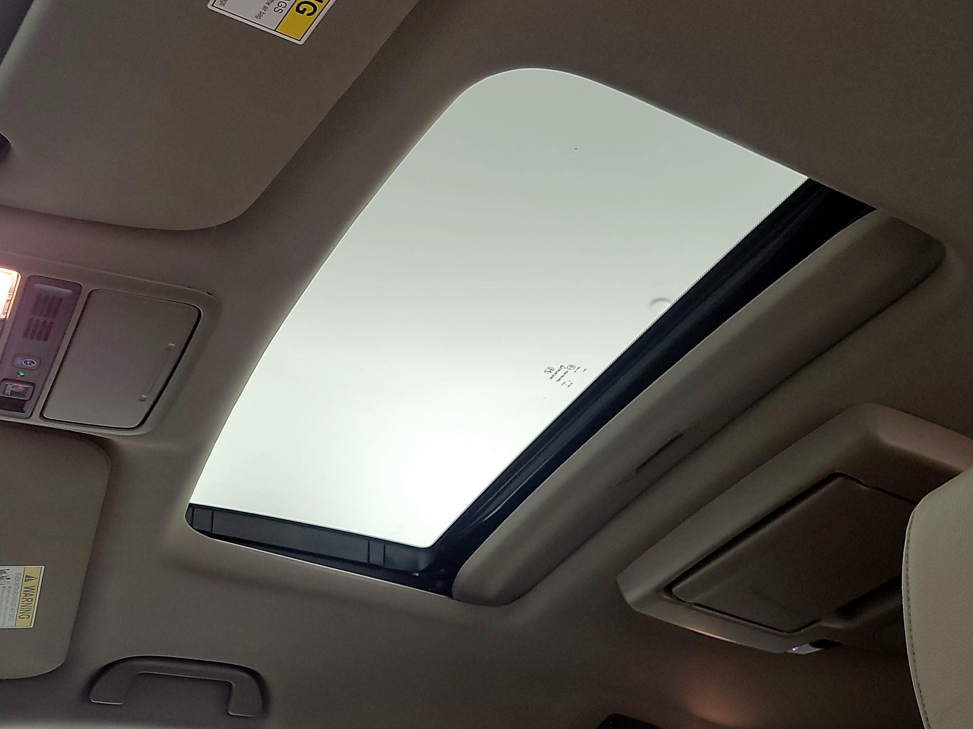 Thumbnail: 2019 Honda Odyssey - 20