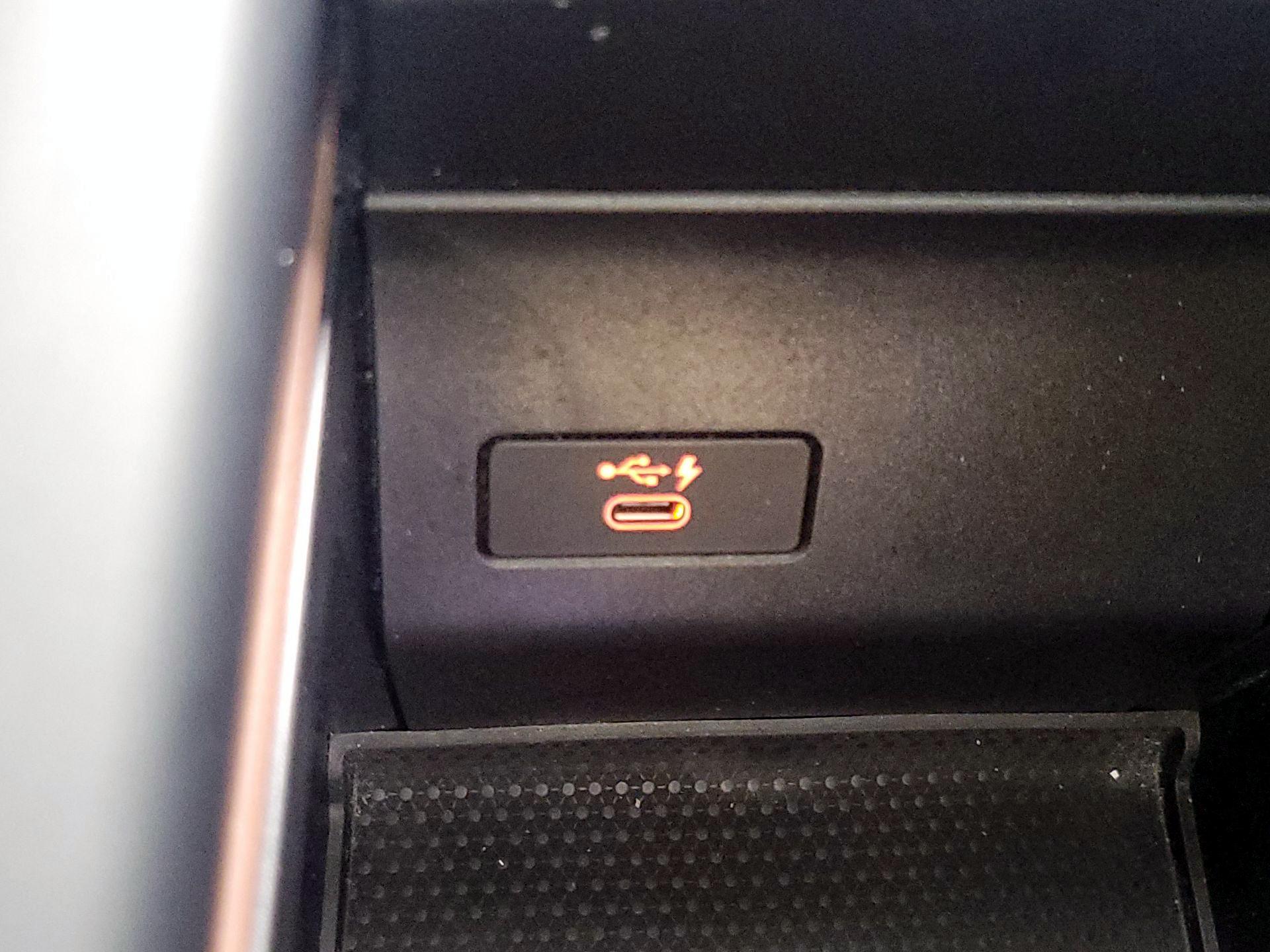 Thumbnail: 2021 BMW X5 - 19