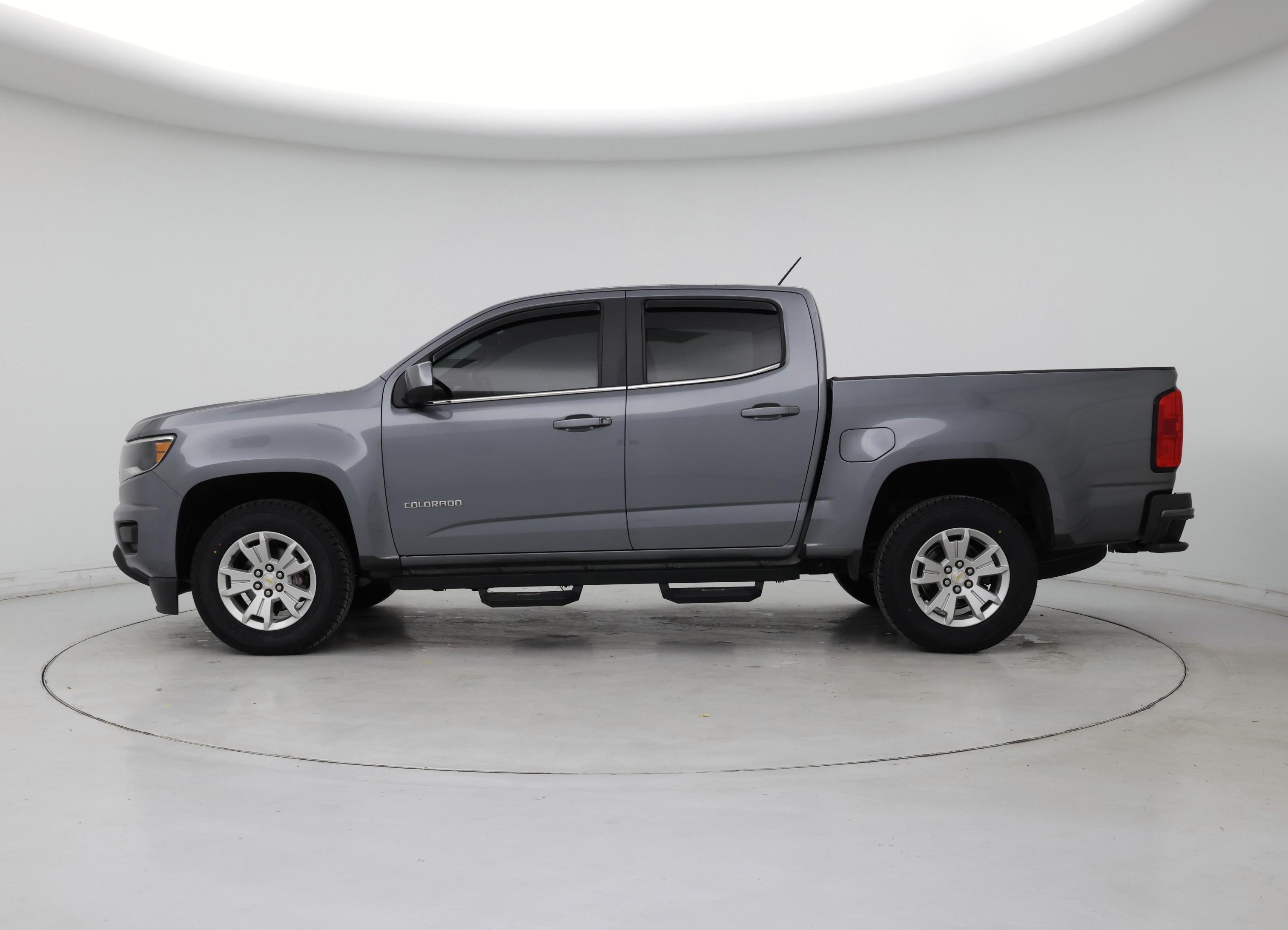 Thumbnail: 2020 Chevrolet Colorado - 3