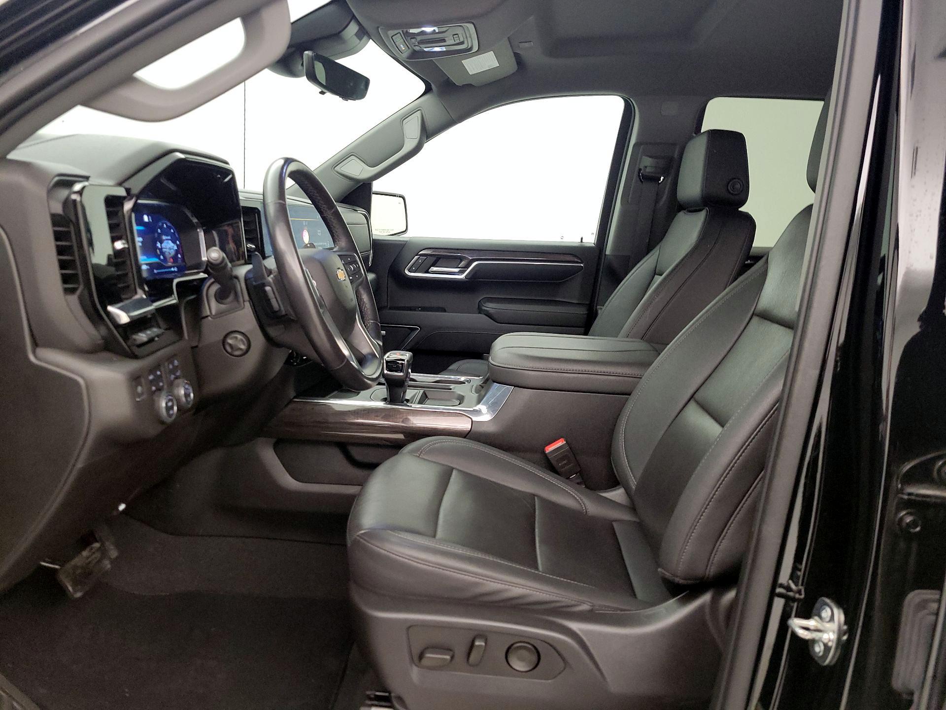 Thumbnail: 2023 Chevrolet Silverado 1500 - 11