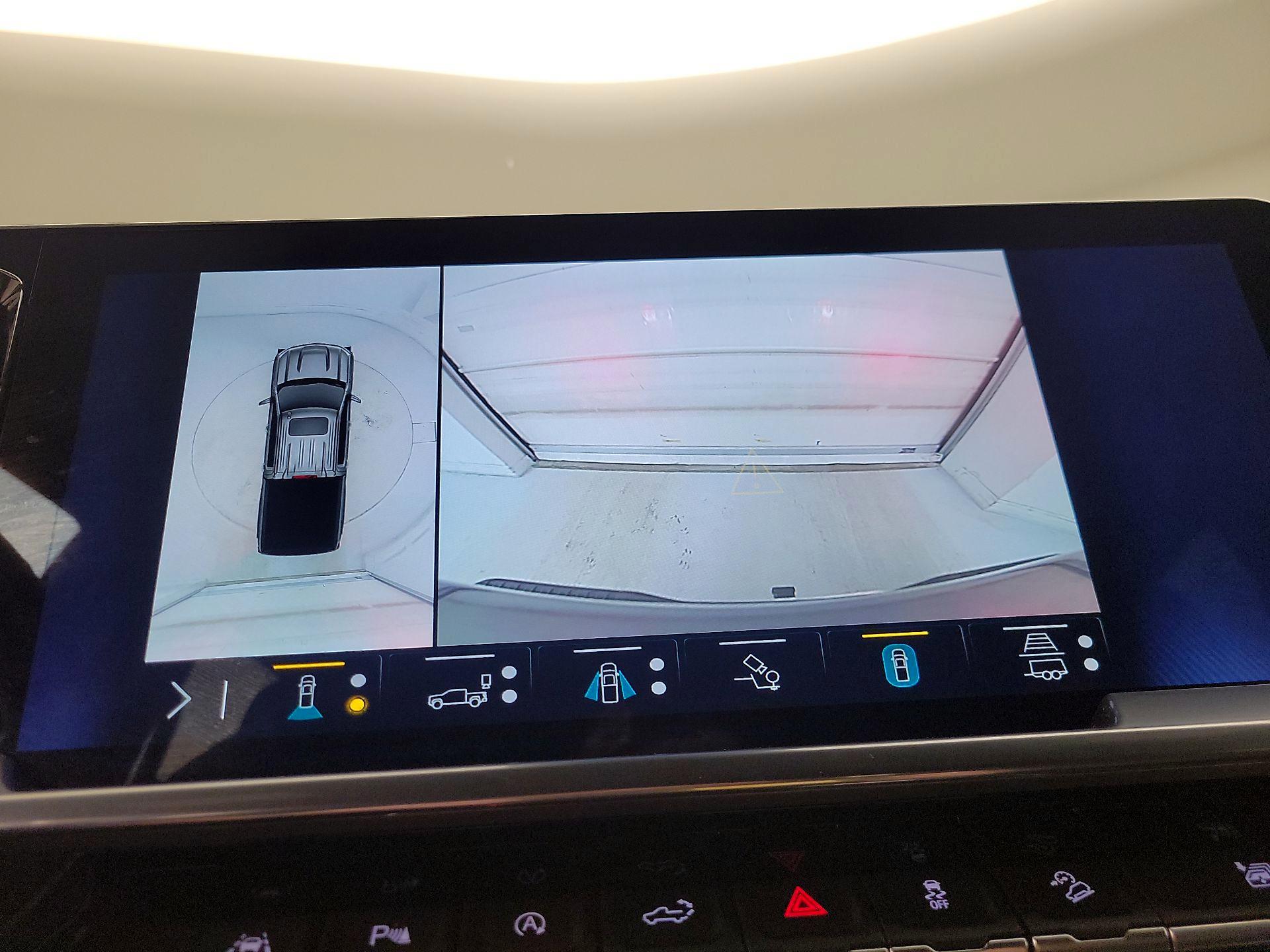 Thumbnail: 2023 Chevrolet Silverado 1500 - 14