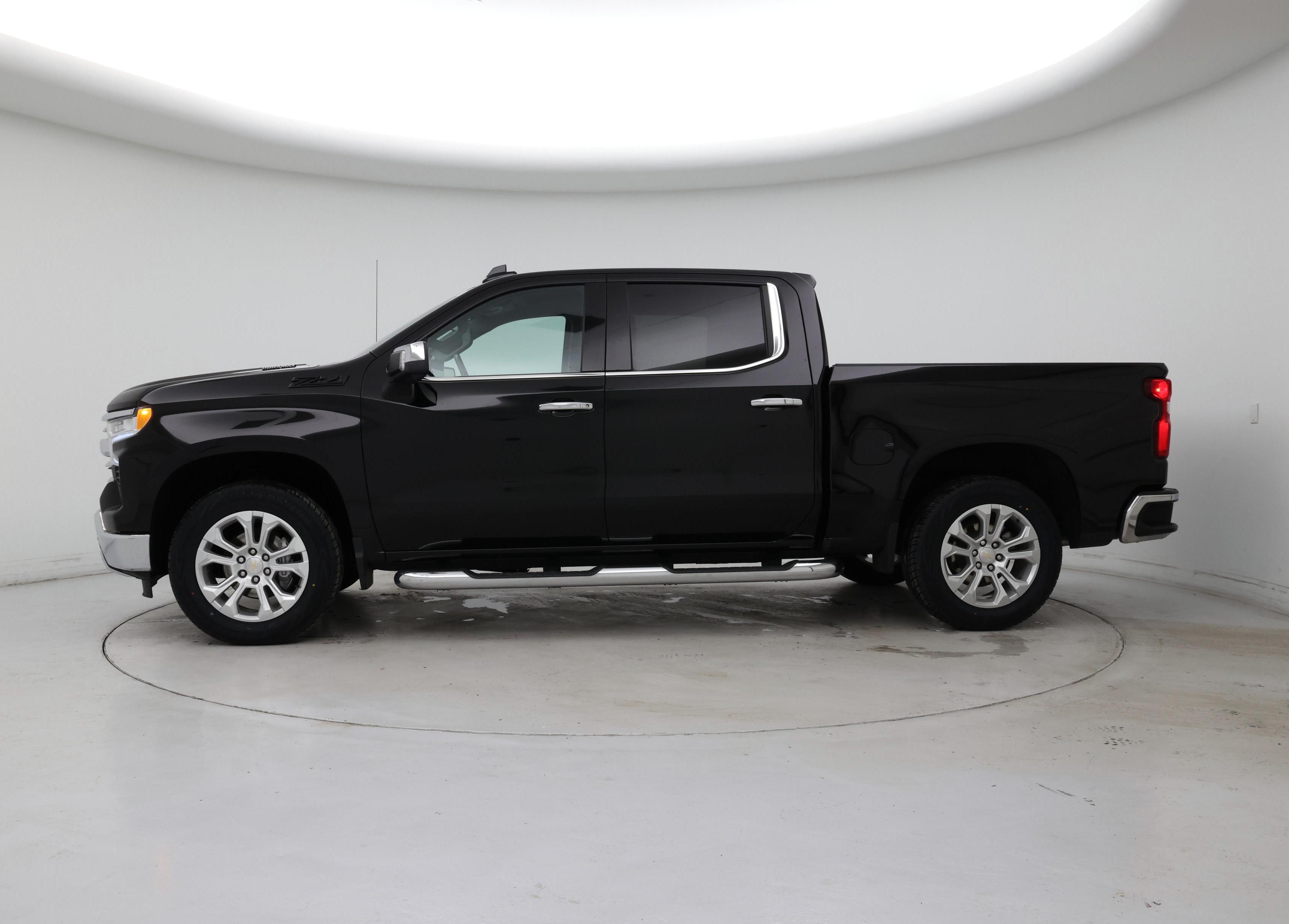 Thumbnail: 2023 Chevrolet Silverado 1500 - 3