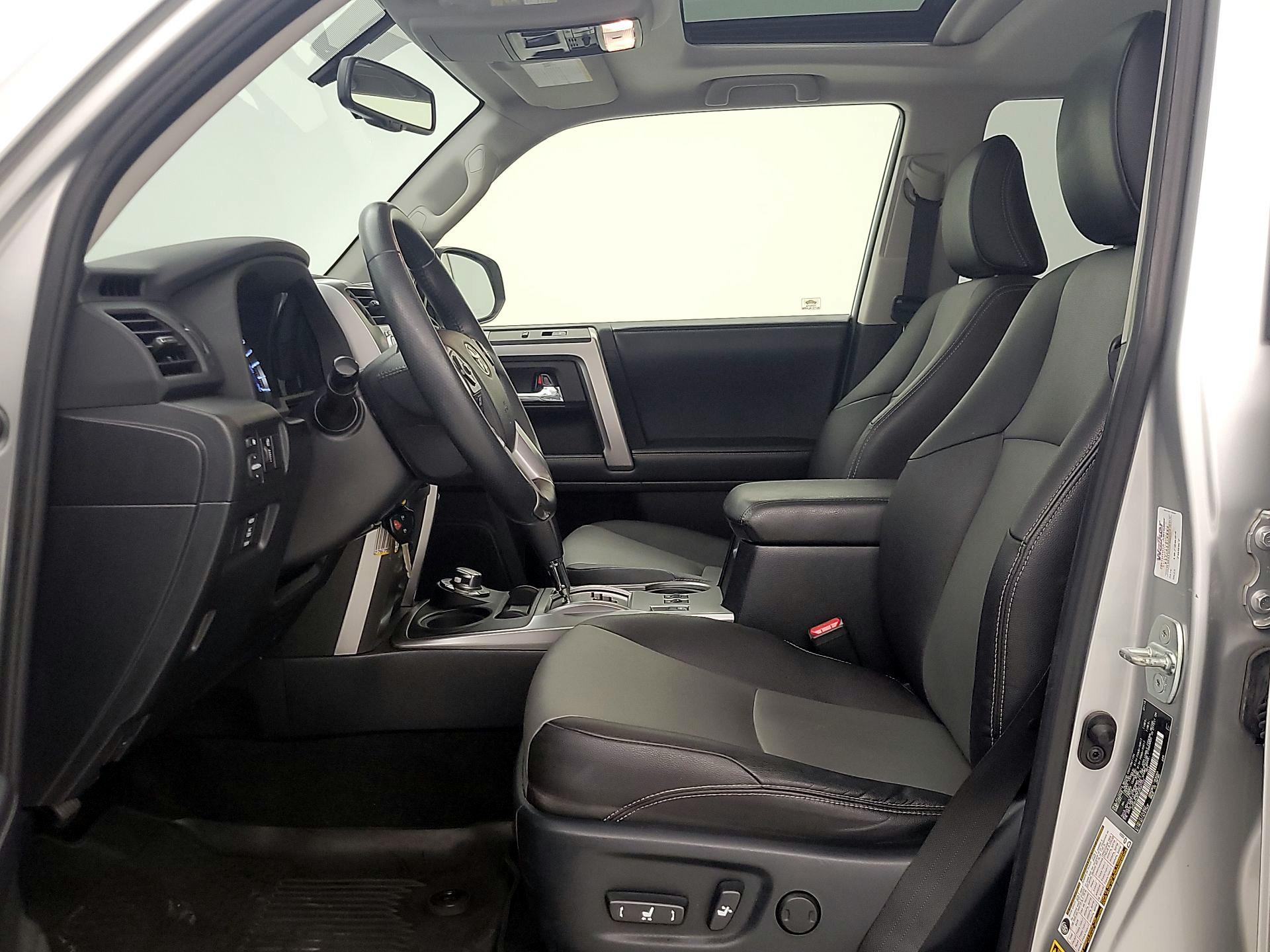 Thumbnail: 2018 Toyota 4Runner - 11