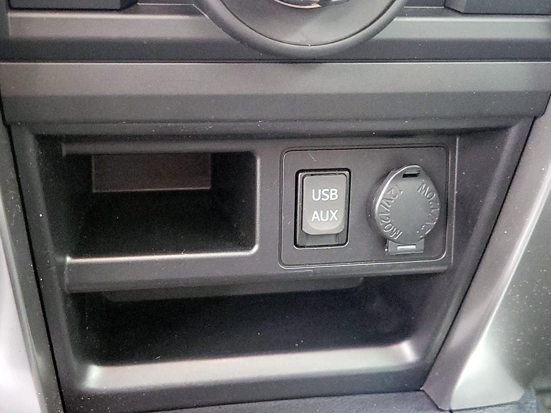 Thumbnail: 2018 Toyota 4Runner - 19