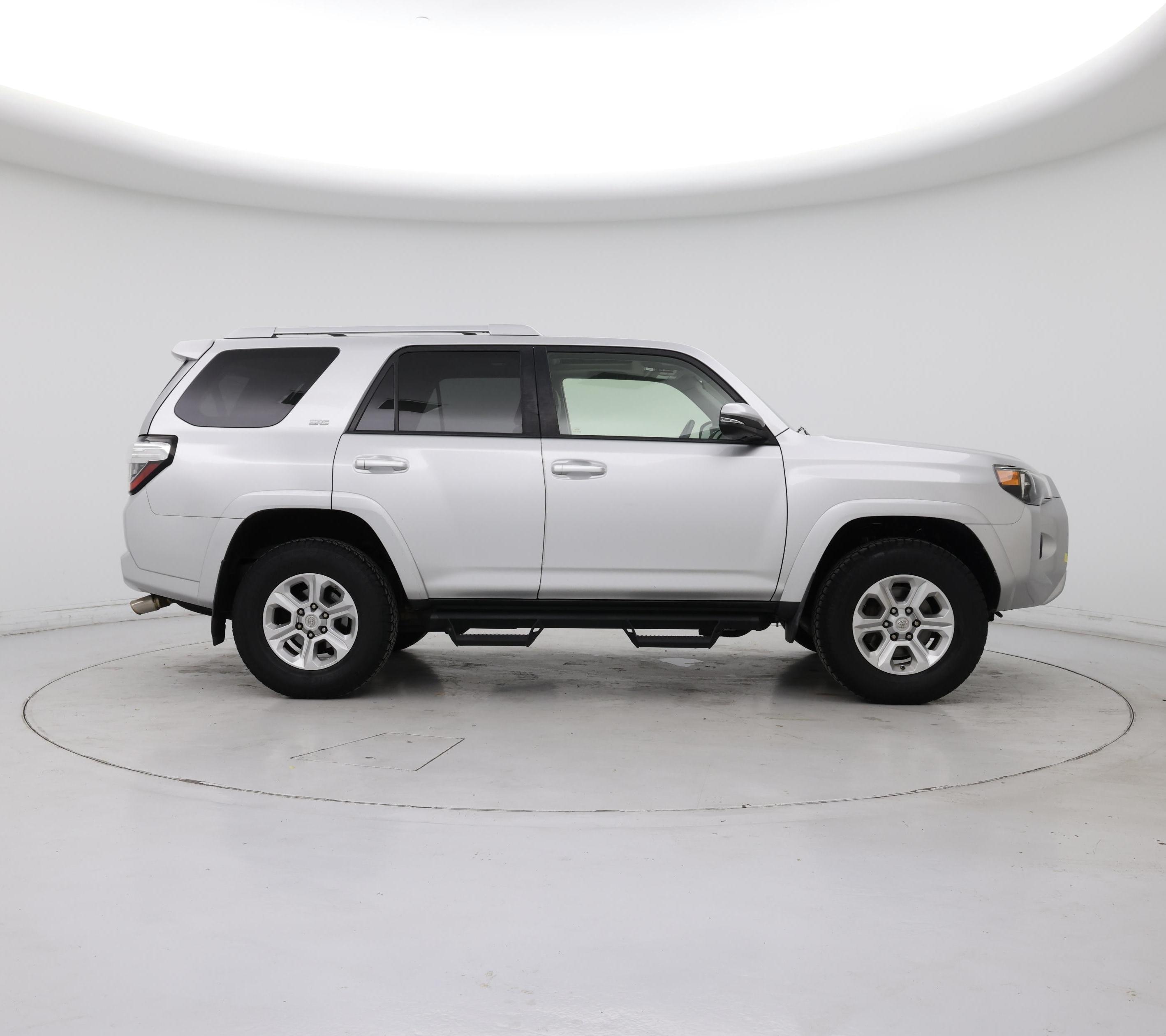 Thumbnail: 2018 Toyota 4Runner - 7