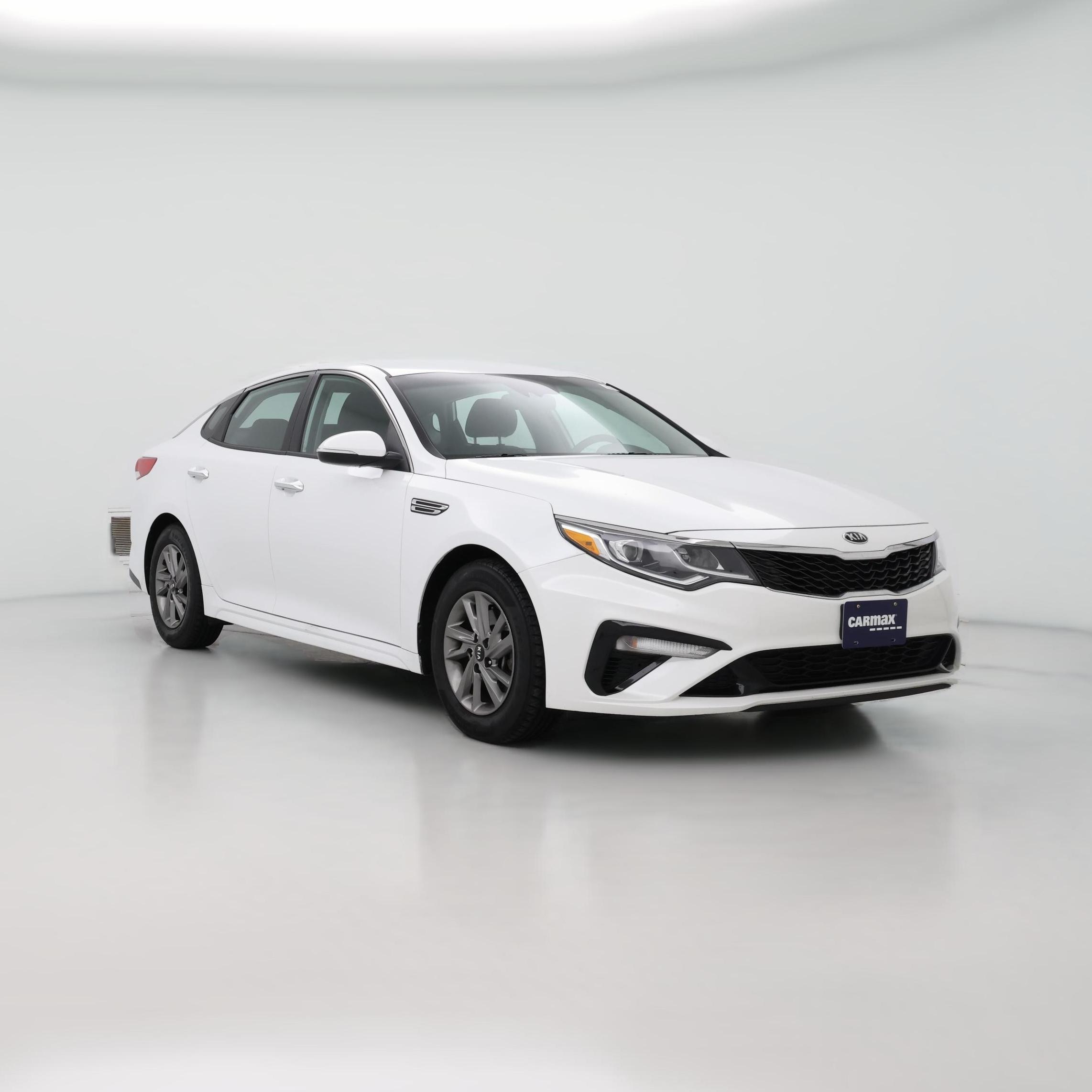 Thumbnail: 2019 Kia Optima - 1