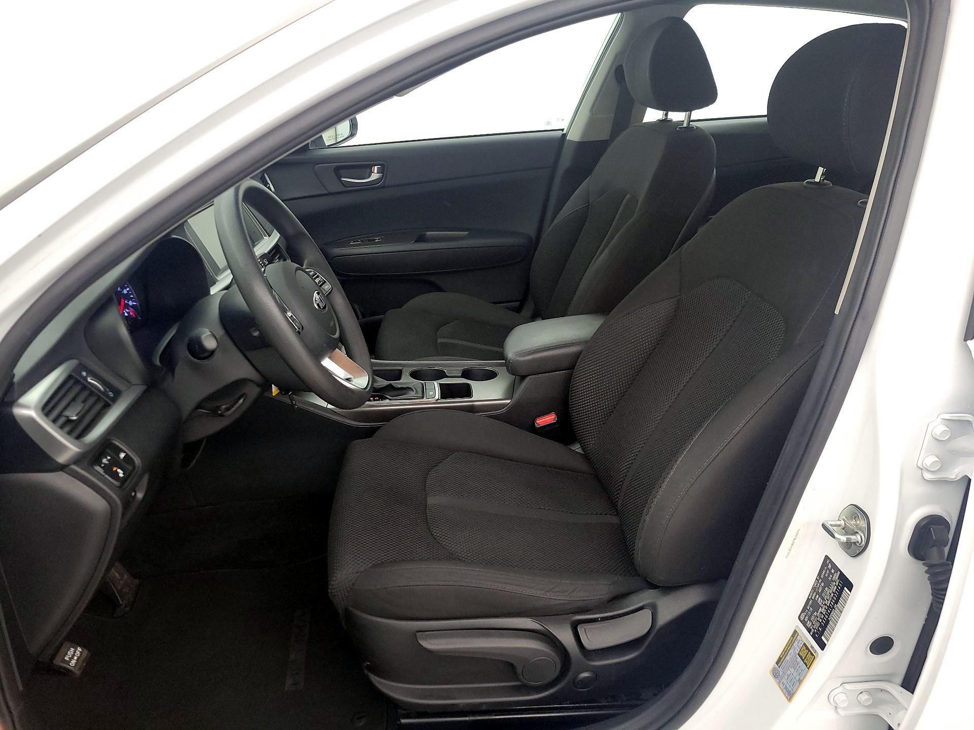 Thumbnail: 2019 Kia Optima - 11