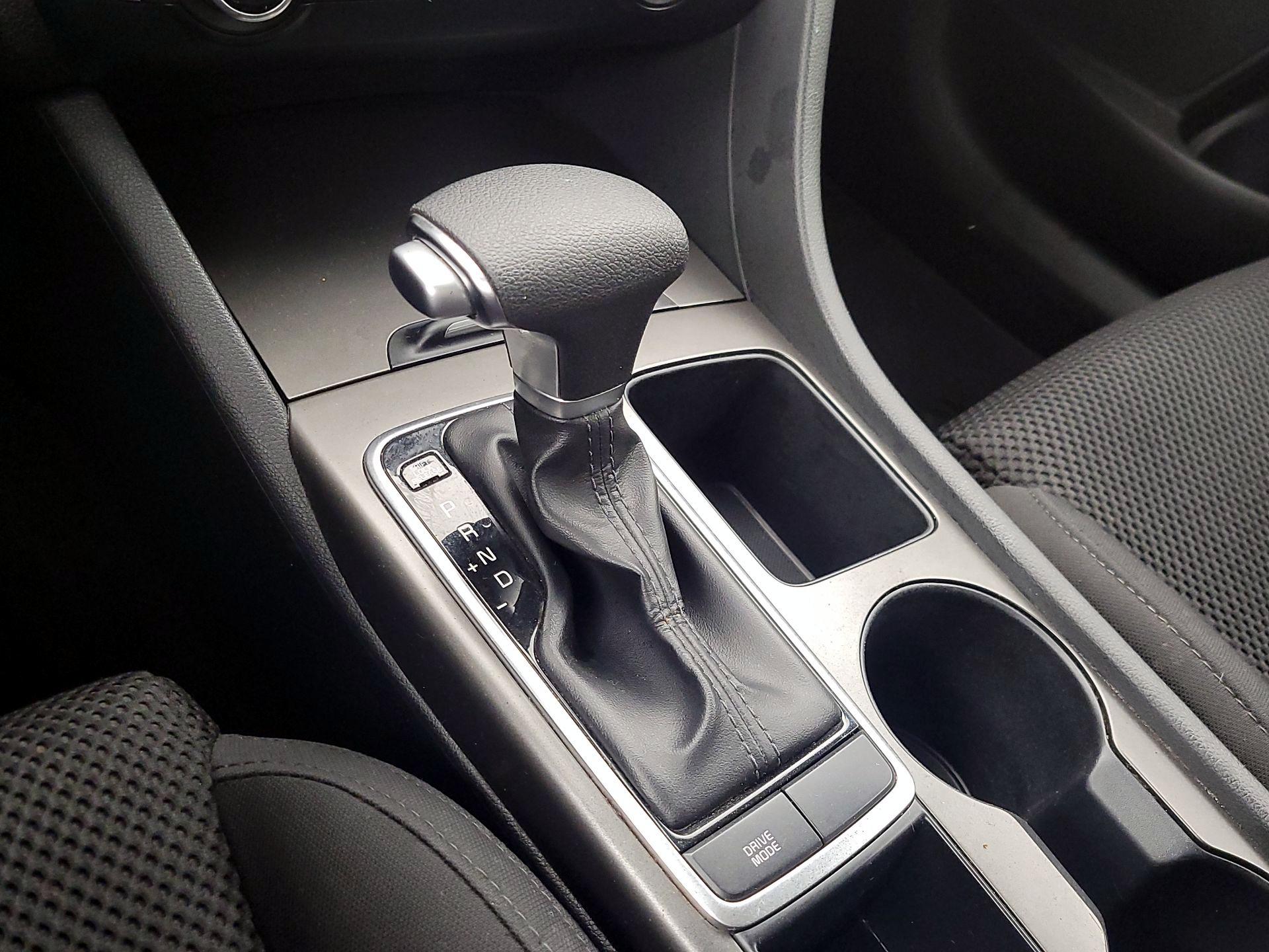 Thumbnail: 2019 Kia Optima - 17