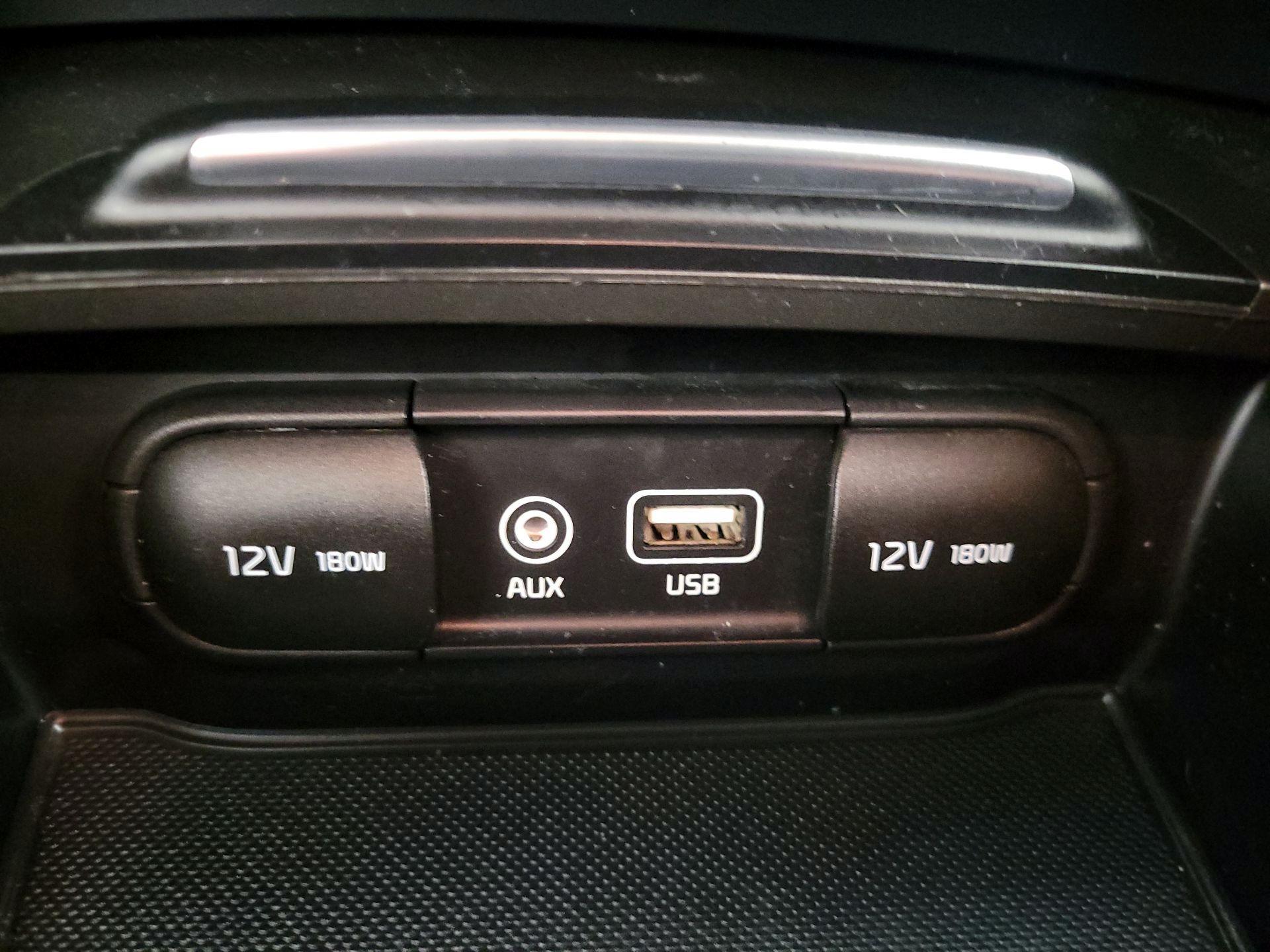 Thumbnail: 2019 Kia Optima - 18