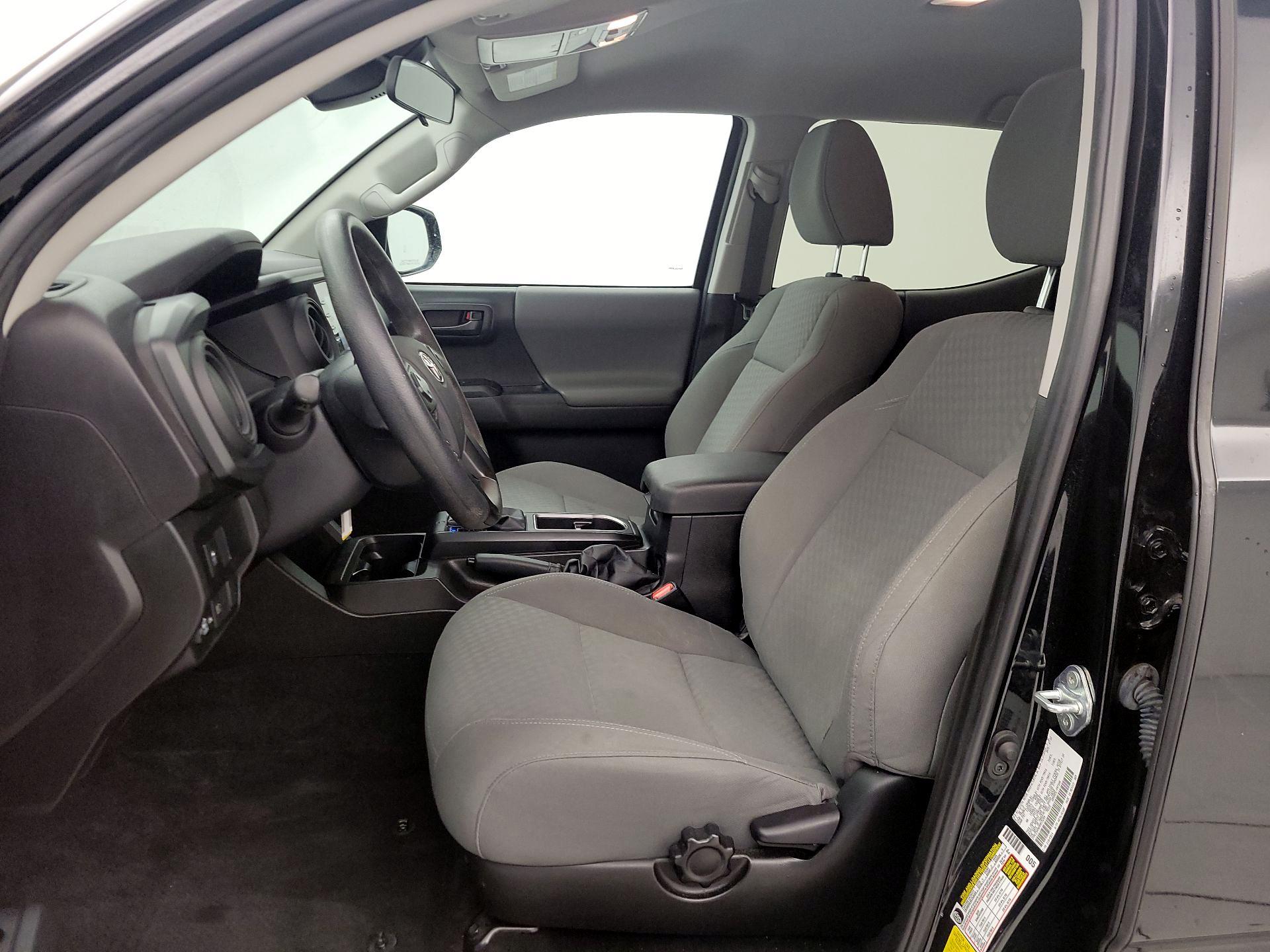 Thumbnail: 2022 Toyota Tacoma - 11